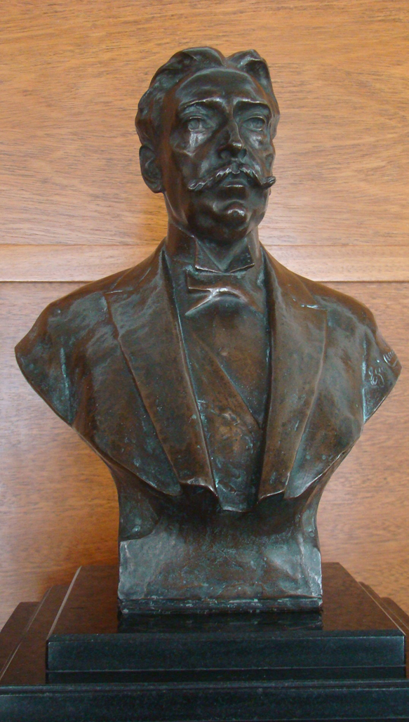 Busto José Batlle y Ordóñez