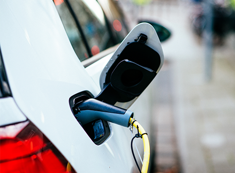 imagen de un automóvil eléctrico 