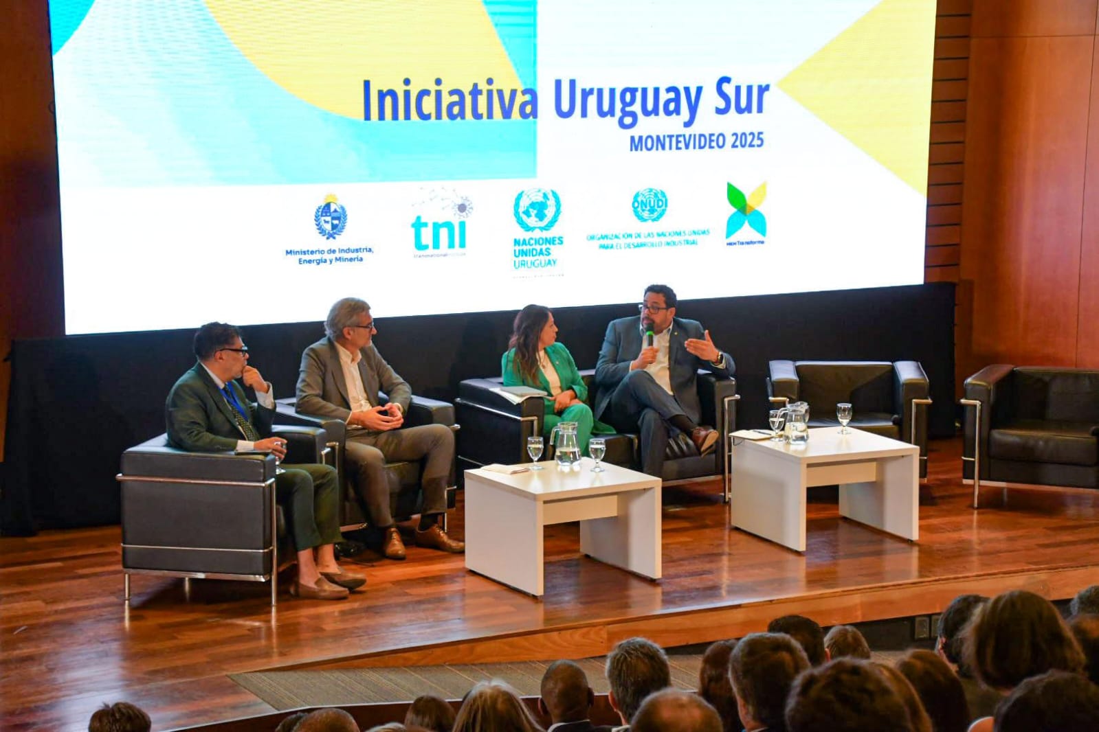 UTE presente en encuentro de alto nivel: Política Industrial y Finanzas – Iniciativa Uruguay Sur