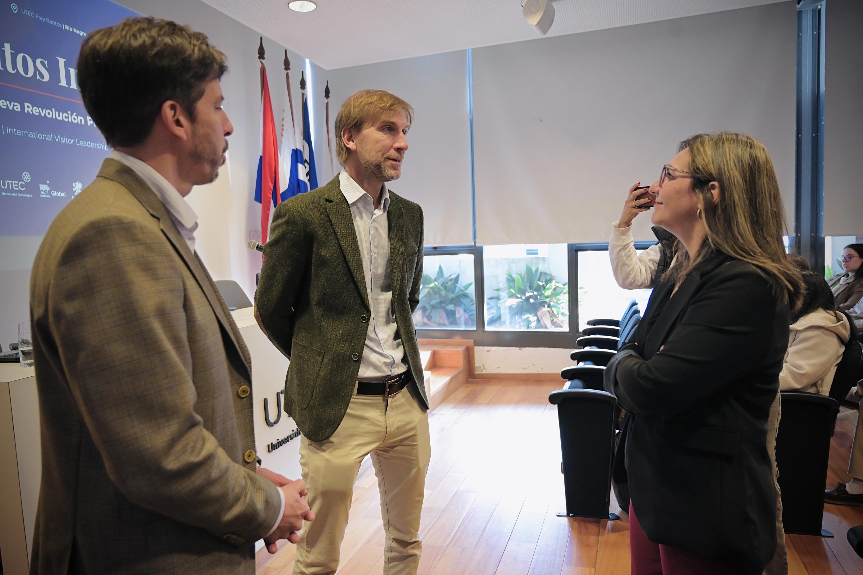 La presidenta de UTE disertó en la UTEC de Fray Bentos