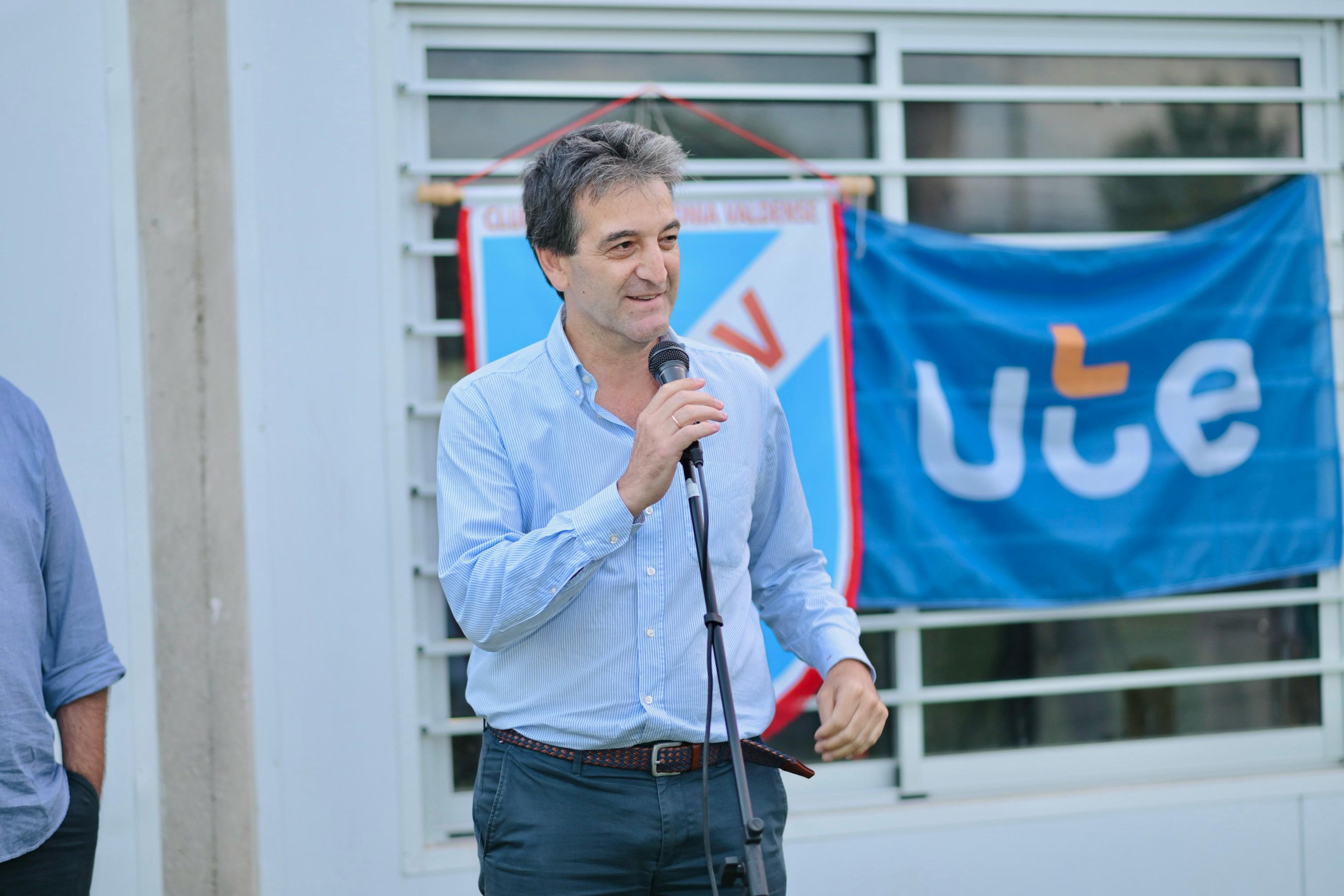 Inauguración de red lumínica eficiente en el Club Atlético Colonia Valdense