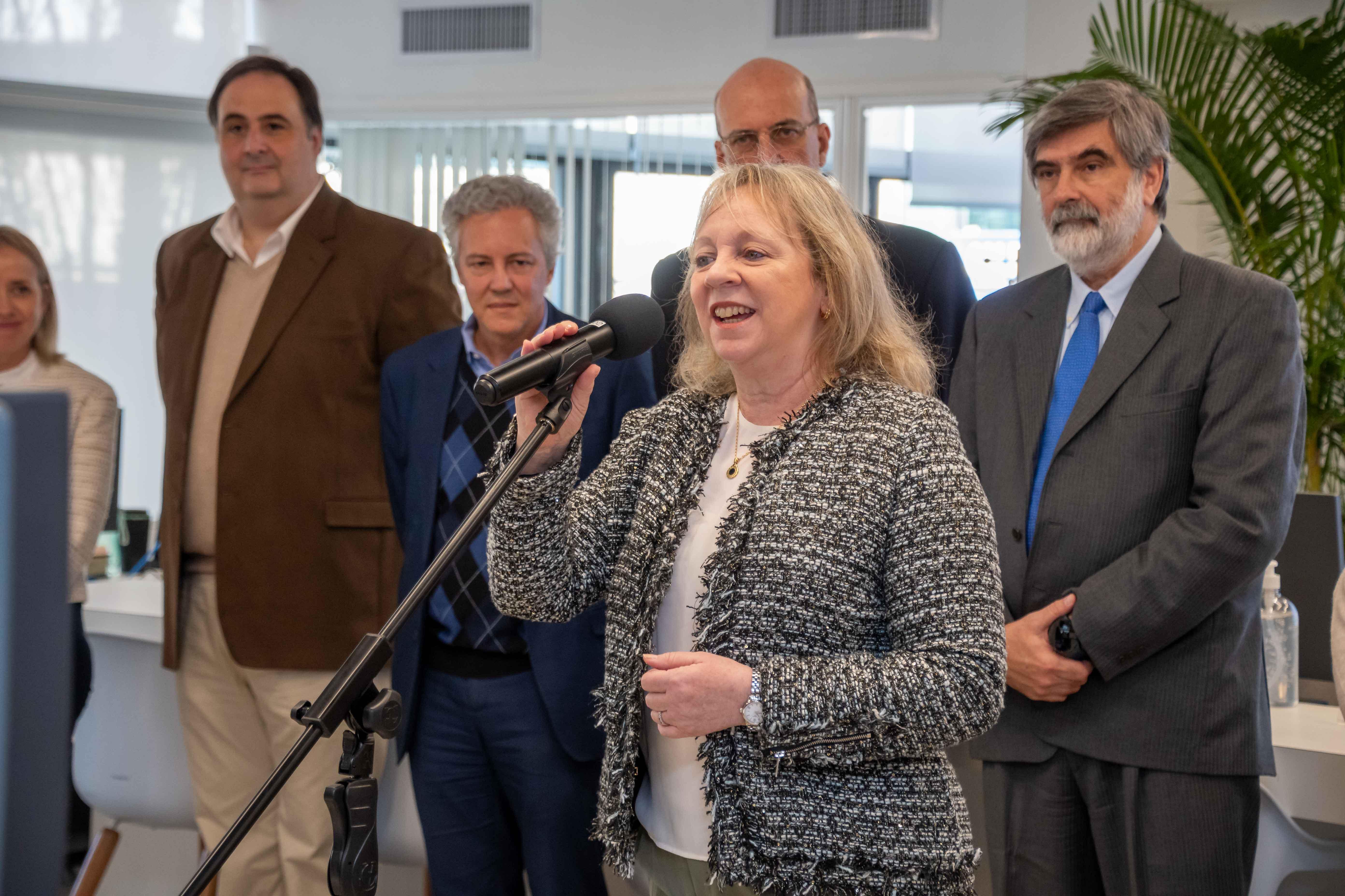 Nueva Oficina Comercial de UTE en Montevideo Shopping y más puntos de carga para vehículos eléctricos