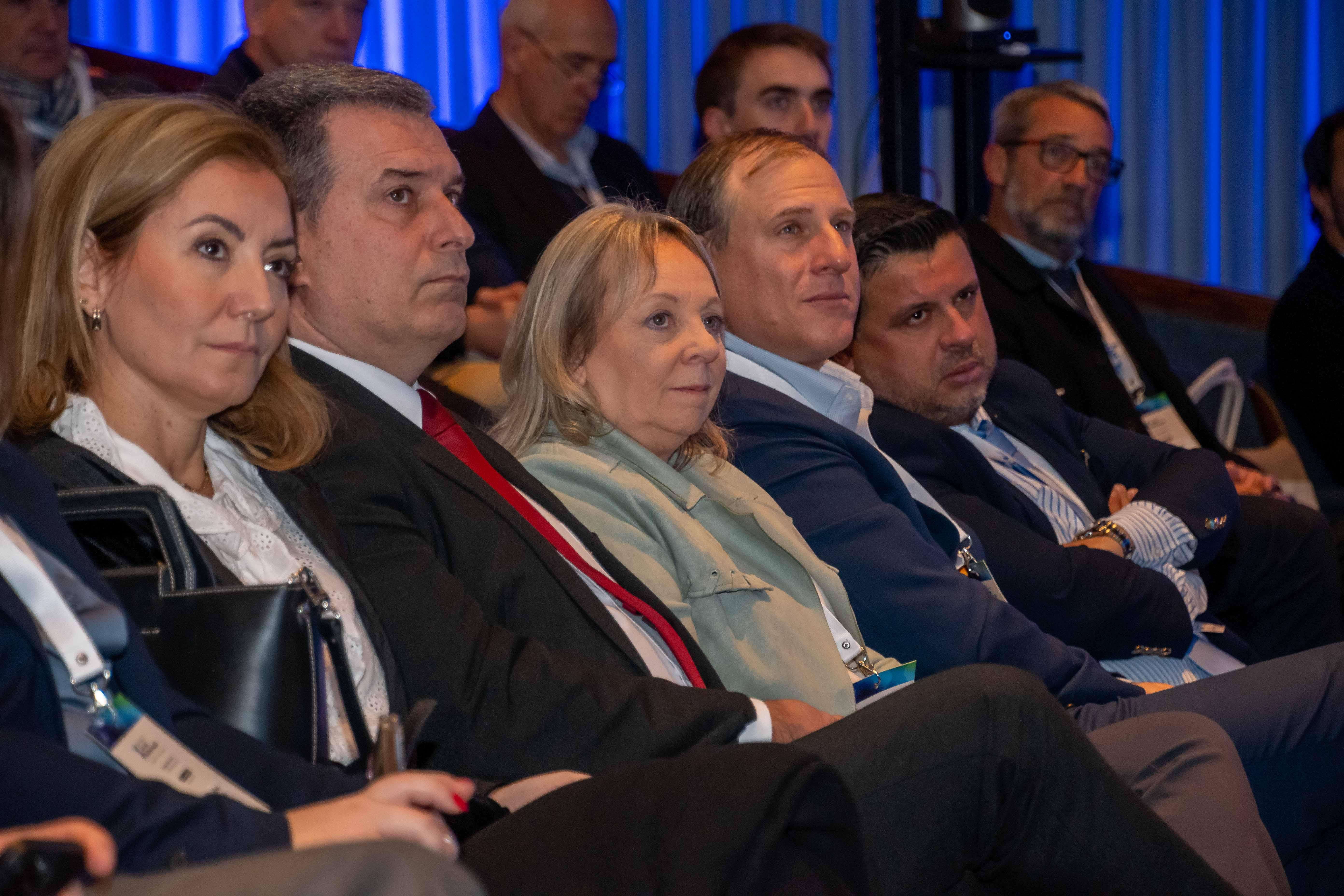 UTE en el X Congreso de LATAM Renovables: “Energía del Futuro, por un Compromiso Nacional"