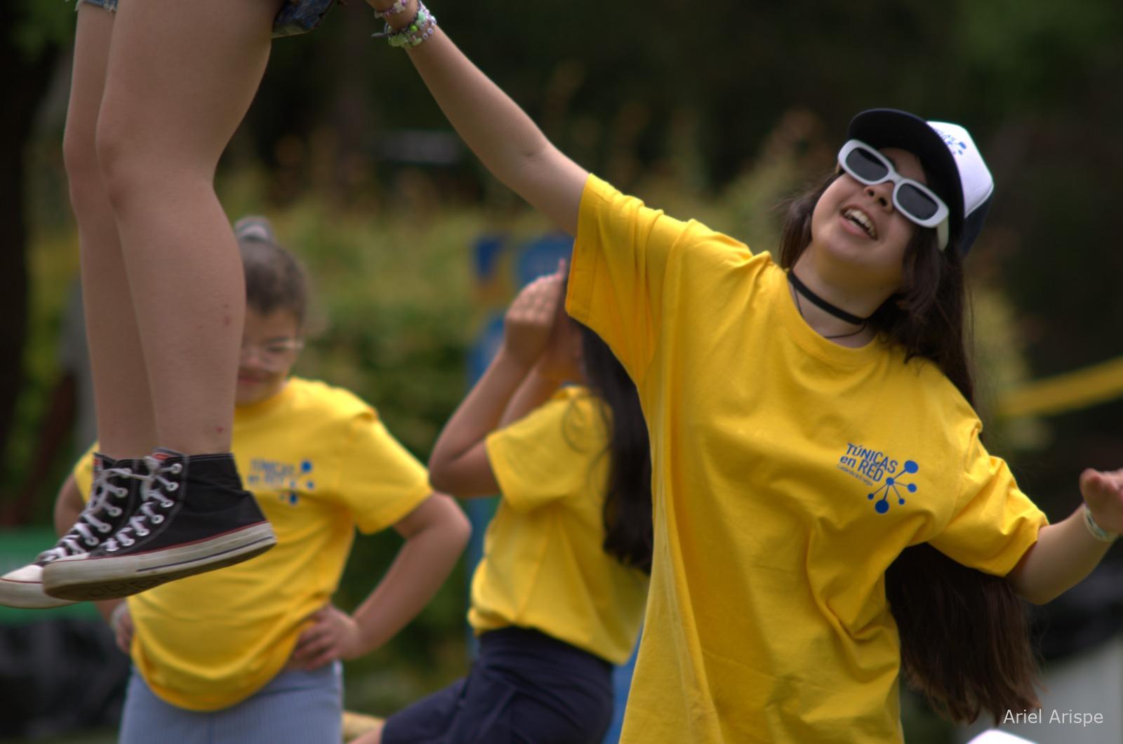 Niñas y niños, alegría, conocimiento y aprendizaje compartido: el programa Túnicas en Red de UTE realizó la novena edición de su Expo en el Parque de Minas