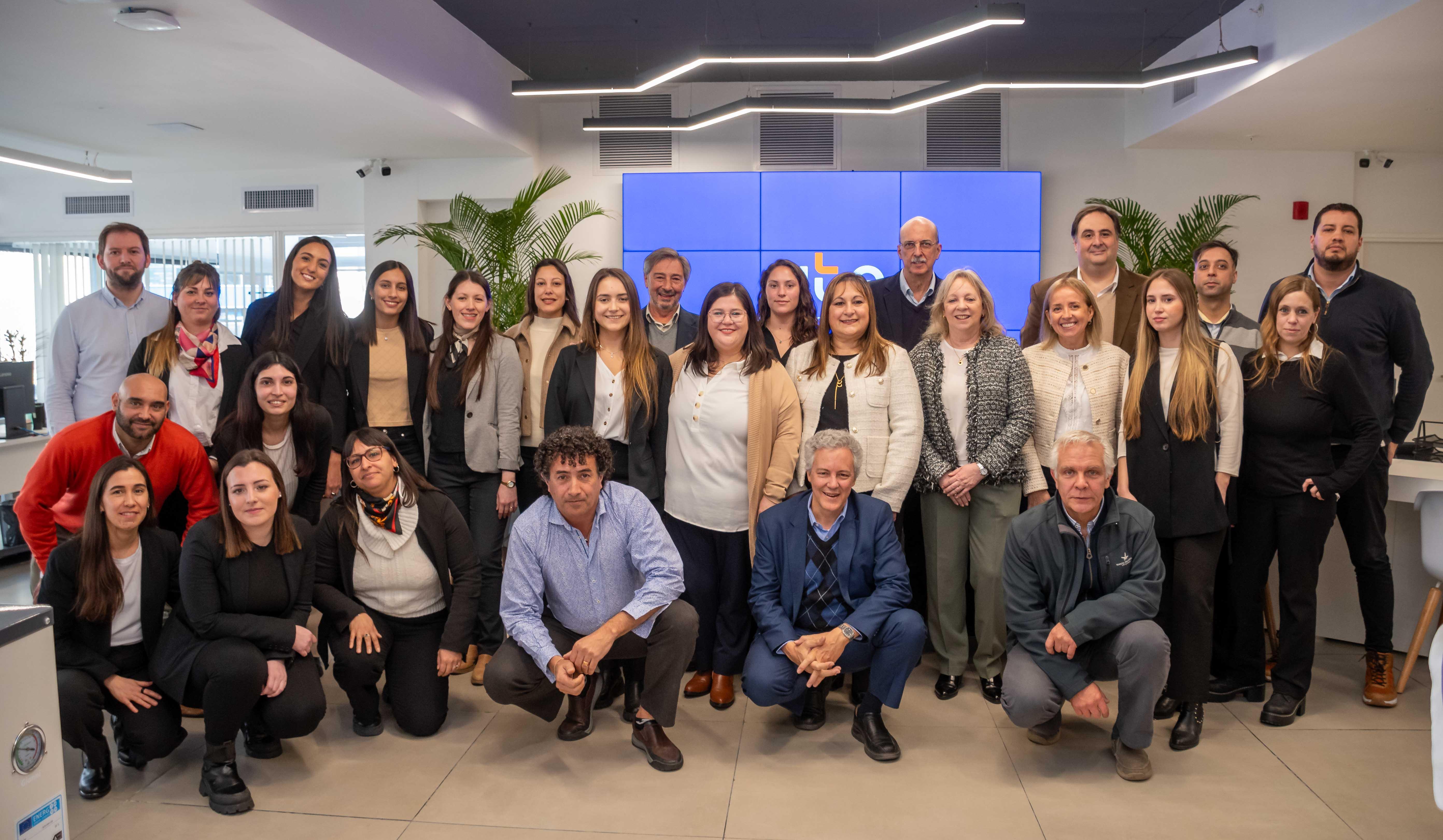 Nueva Oficina Comercial de UTE en Montevideo Shopping y más puntos de carga para vehículos eléctricos