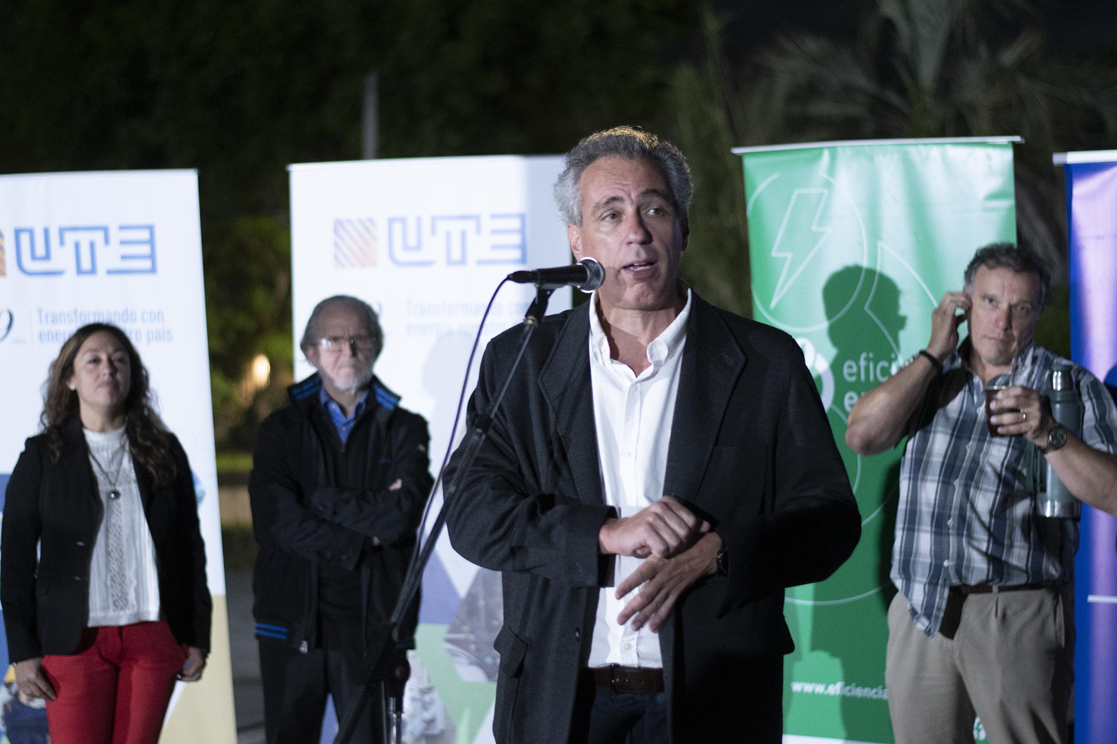 Directora Fernanda Cardona, director Enrique Pées Boz, vicepresidente Julio Luis Sanguinetti, intendente de Rocha Alejo Umpiérrez