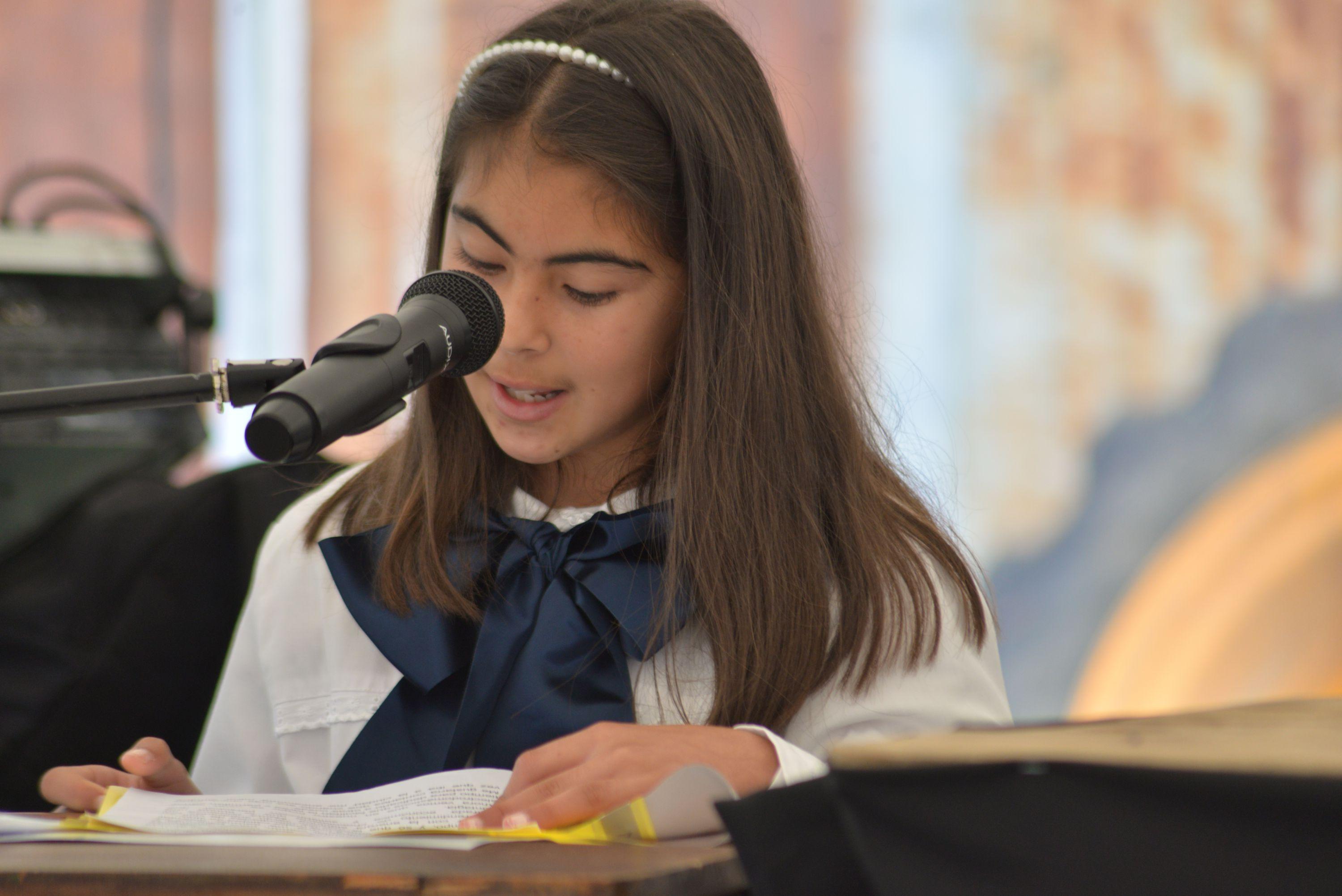 Camila, alumna de la Escuela N° 72 de Paso de la Herrería.