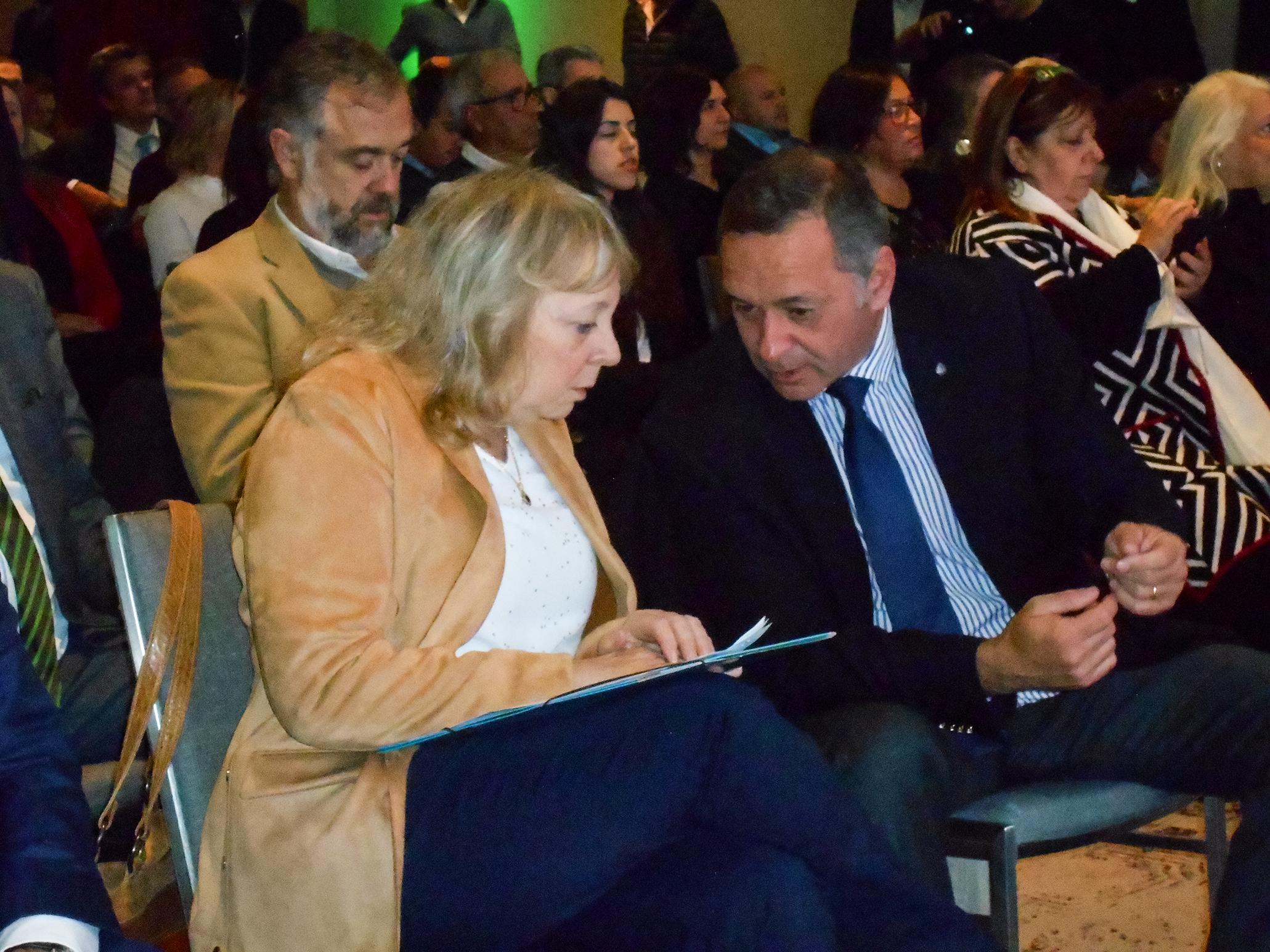 Presidenta Silvia Emaldi y Secretario de Presidencia Alvaro Delgado.