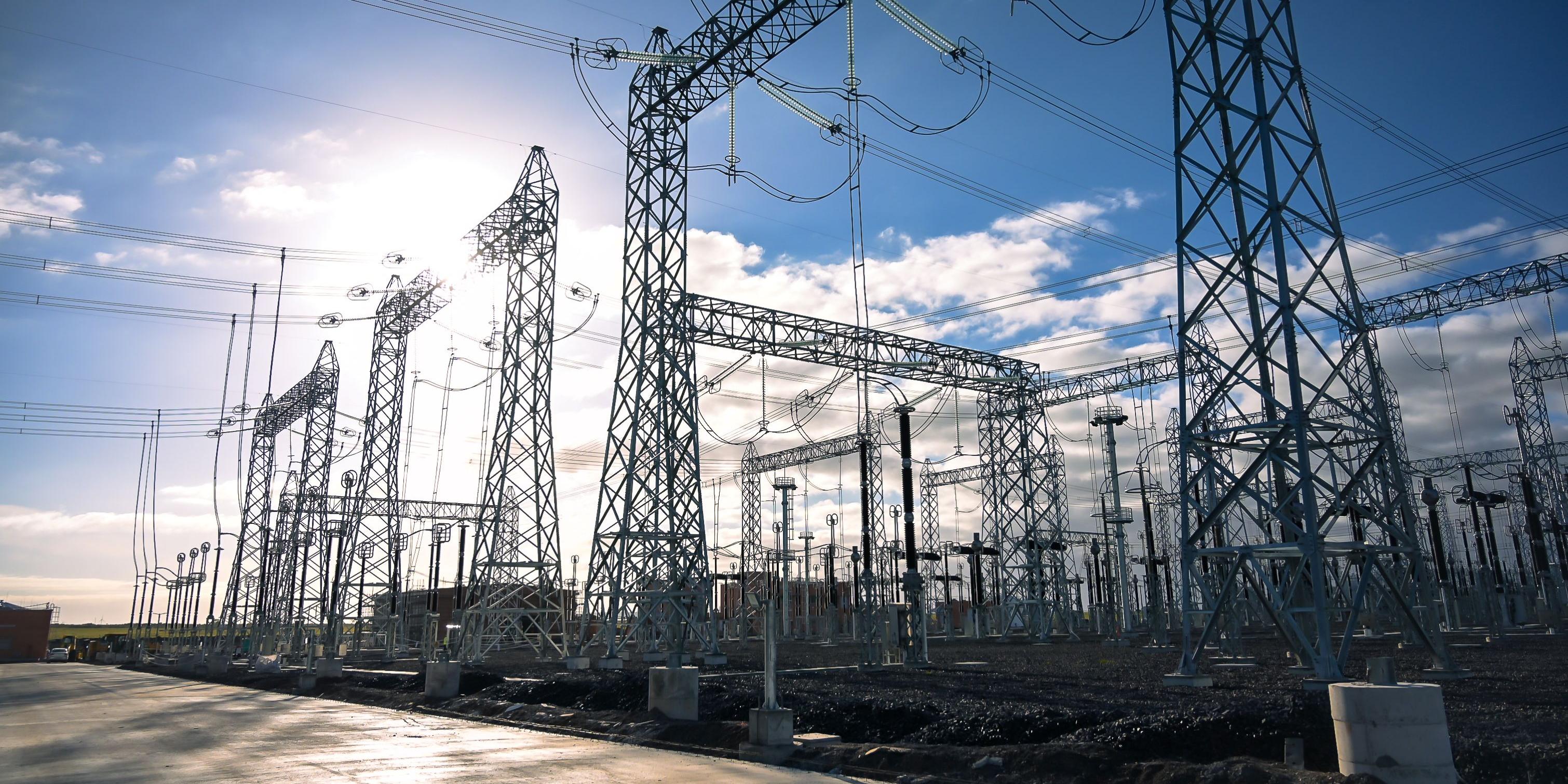 UTE energizó el primer tramo del Anillo Eléctrico del Norte de 500 kV
