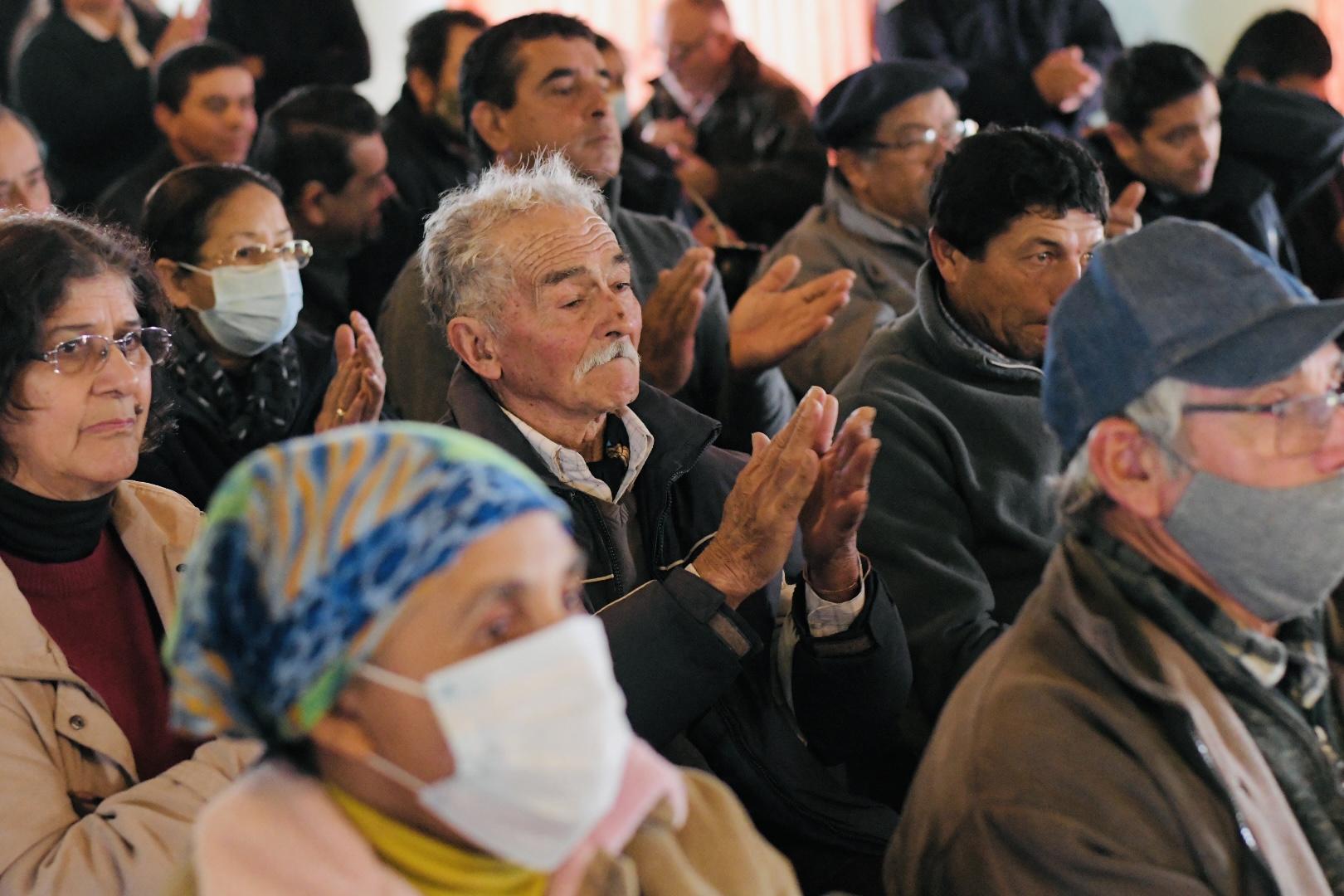 Vecinos del lugar presentes en el evento.