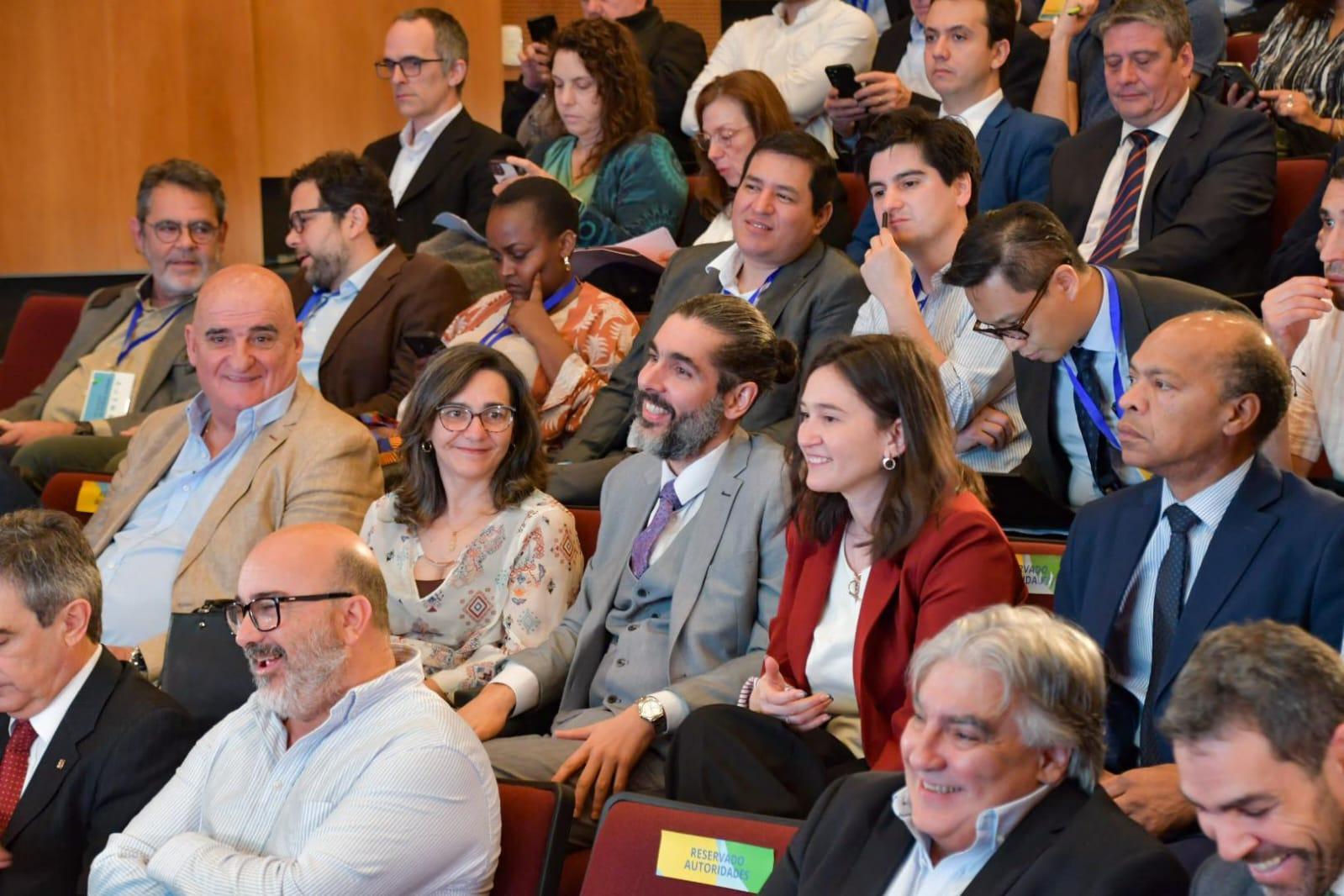 UTE presente en encuentro de alto nivel: Política Industrial y Finanzas – Iniciativa Uruguay Sur