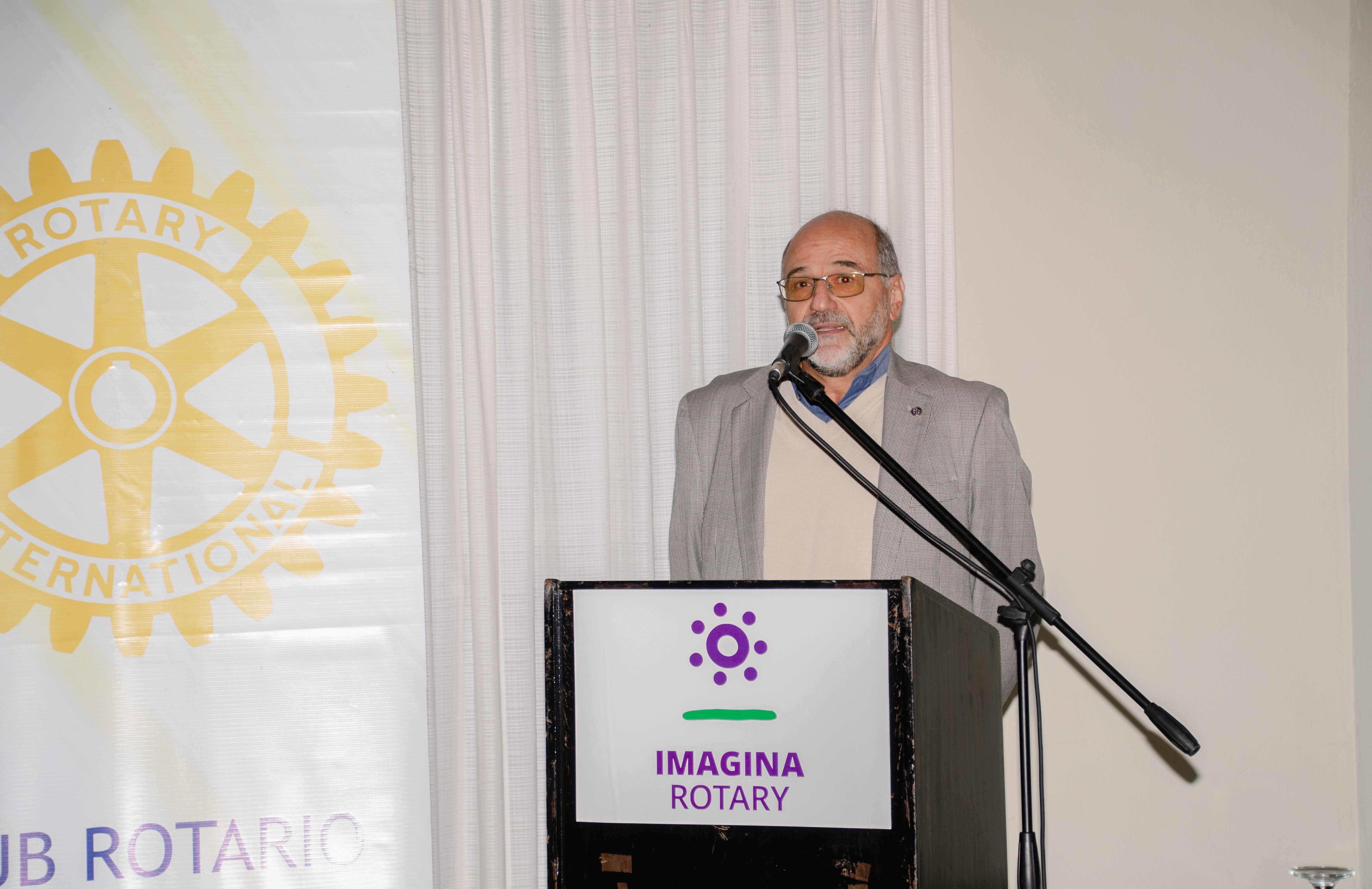 Representante del Rotary Club