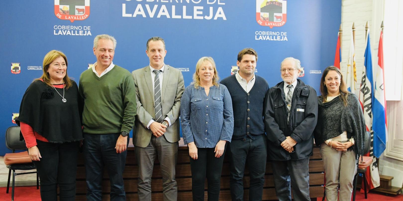 Firma Convenio Lavalleja