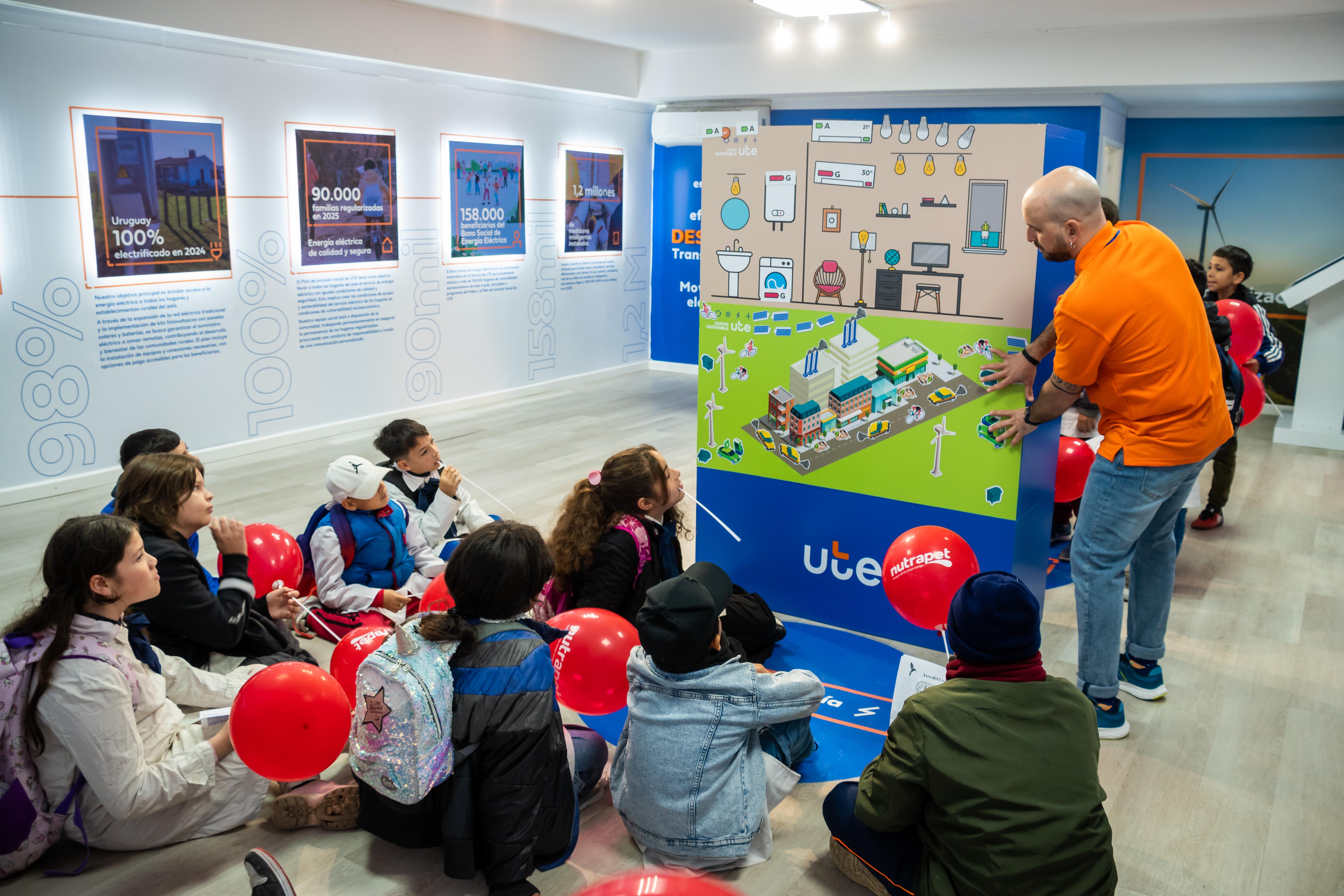 Stand de UTE premiado en la Expo Prado 2023