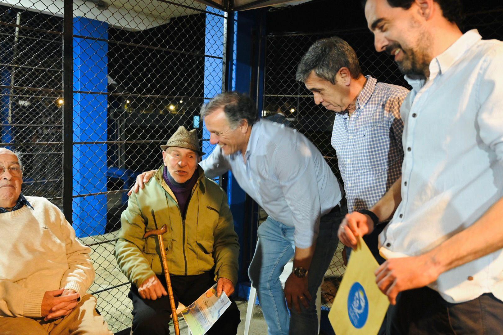 En el marco del convenio “Ilumina el Deporte”, UTE inauguró una nueva red lumínica en una cancha de fútbol. En esta oportunidad fue el turno del Estadio de Fútbol 11 "Campeones de 1954 " de la ciudad de Rocha.