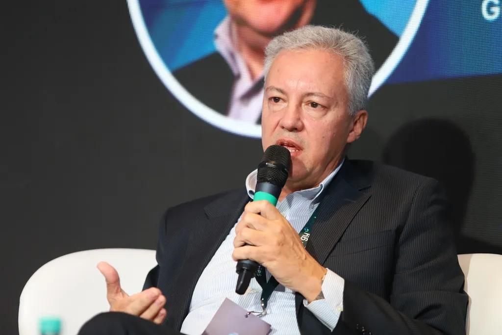 Presencia regional e internacional: la participación de UTE en el World Hydrogen Summit y Adelatam 2026