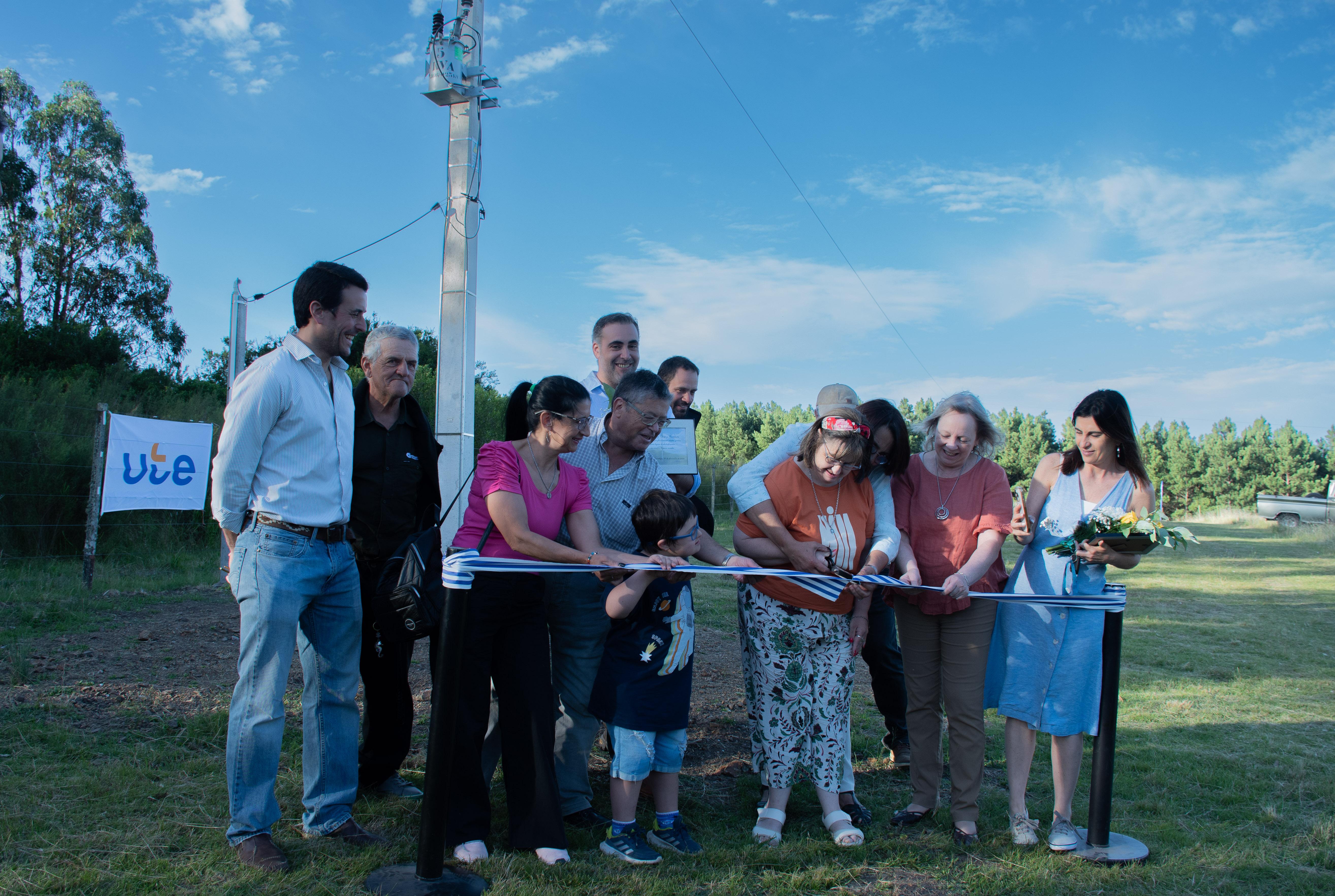 Uruguay 100% Electrificado, se inauguraron obras de electrificación rural en Lavalleja