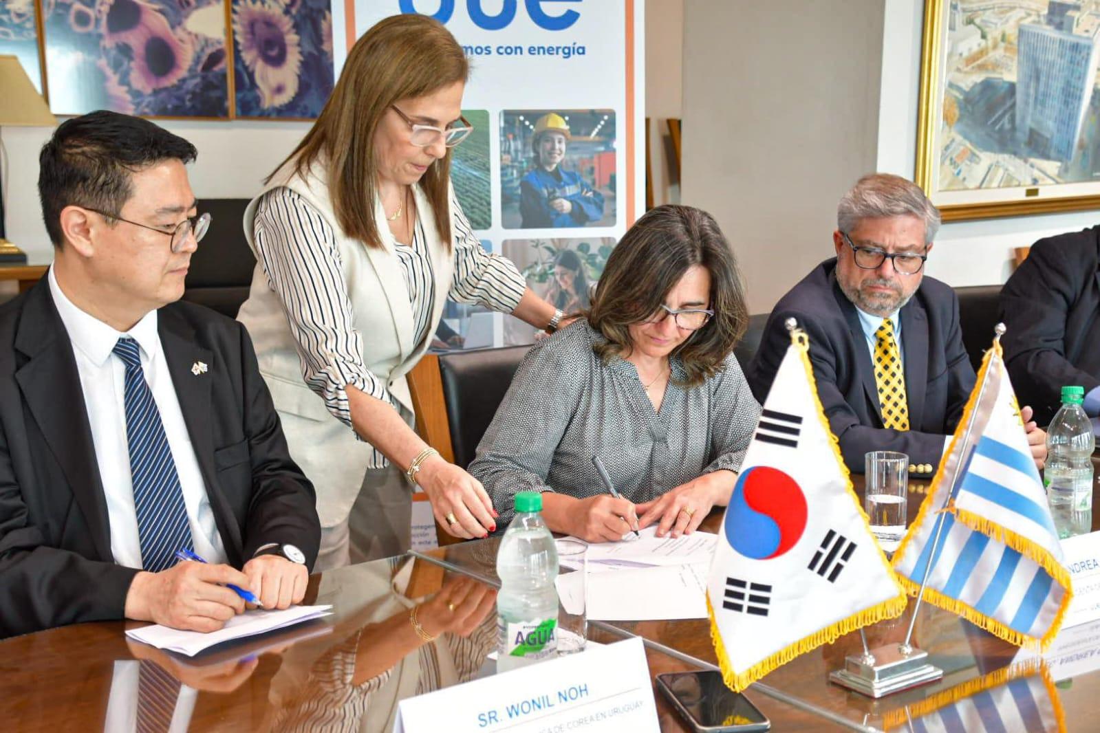 UTE y el Consorcio HDEC-KPS-HDC extendieron contrato por servicio de Operación y Mantenimiento de la Central Térmica de Ciclo Combinado de Punta del Tigre