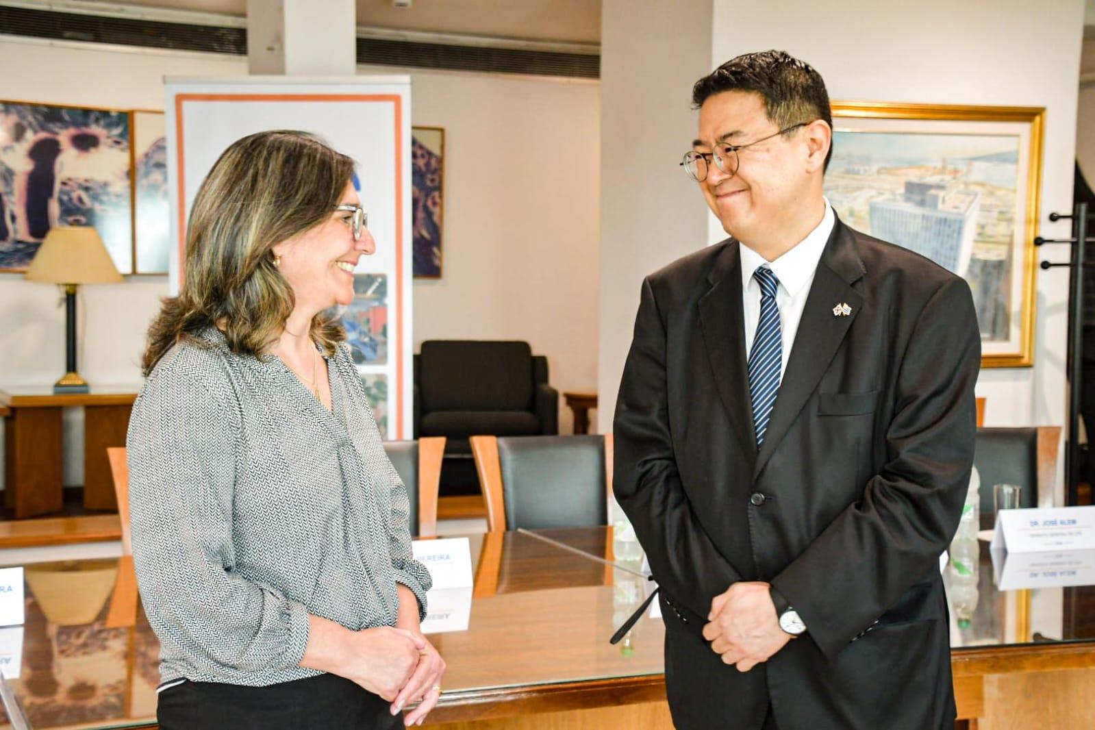 UTE y el Consorcio HDEC-KPS-HDC extendieron contrato por servicio de Operación y Mantenimiento de la Central Térmica de Ciclo Combinado de Punta del Tigre