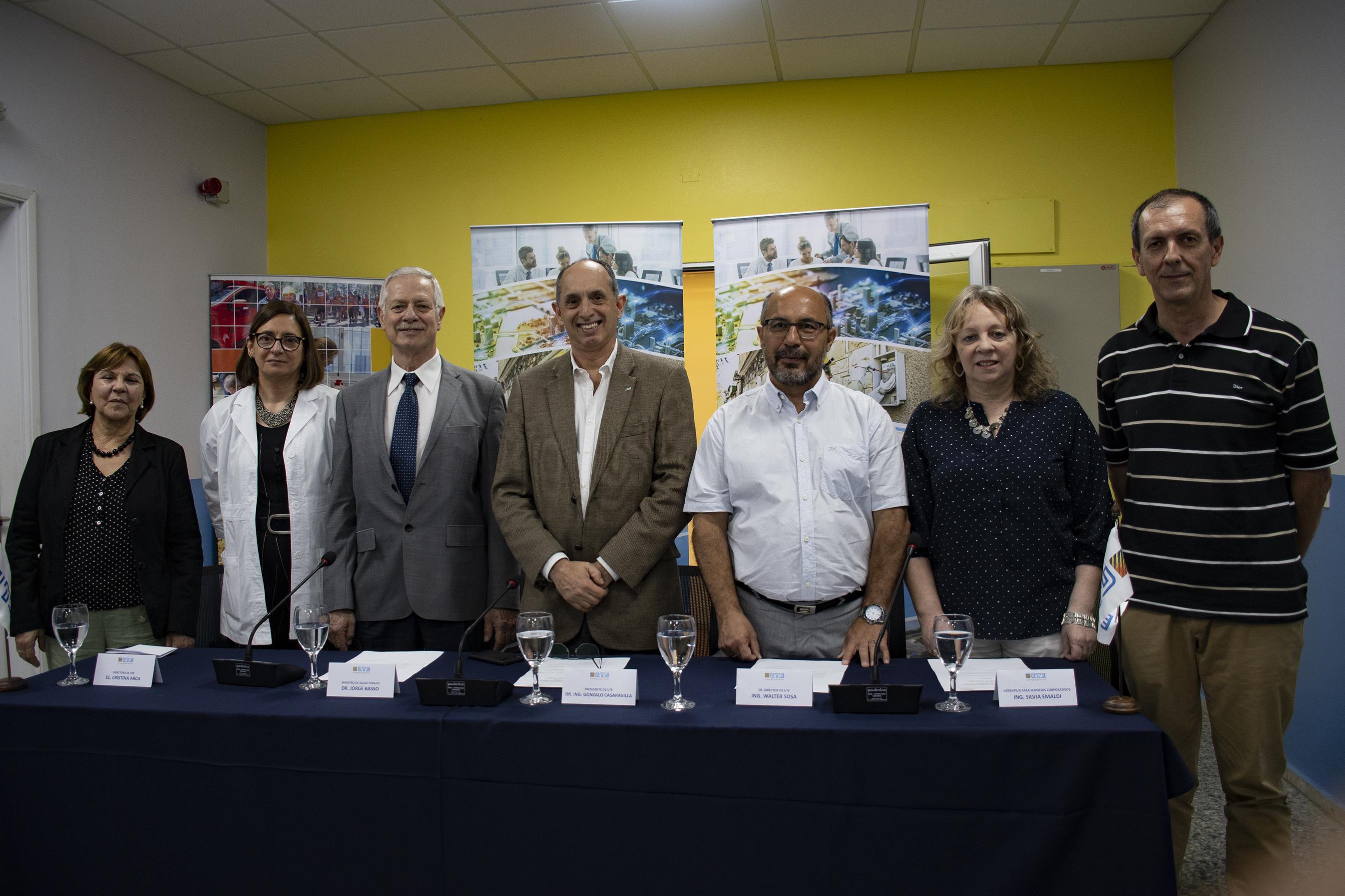 Agradecimiento al Arquitecto Gustavo Marzoa por el aporte de cuadros con técnica acuarela para la galería del establecimiento.