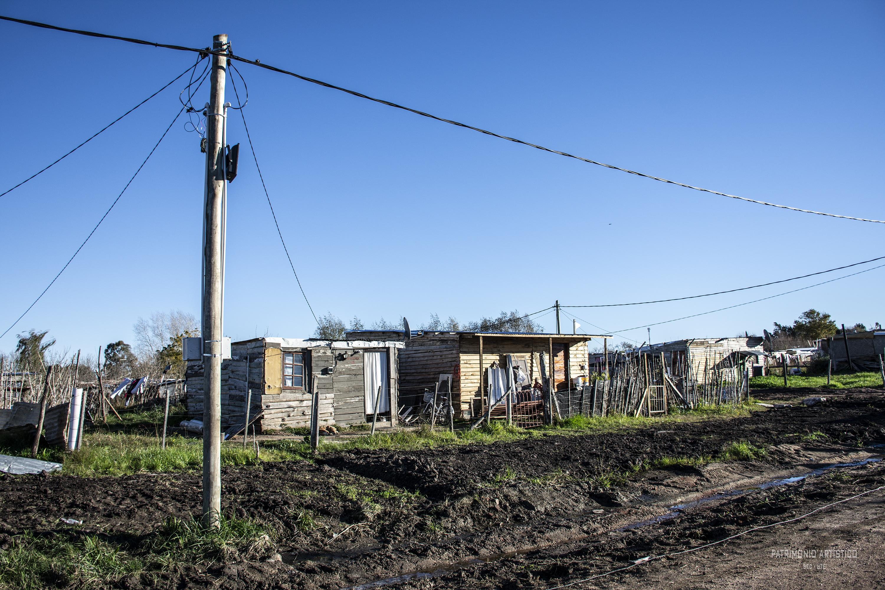 El barrio accede a energía eléctrica segura y de calidad