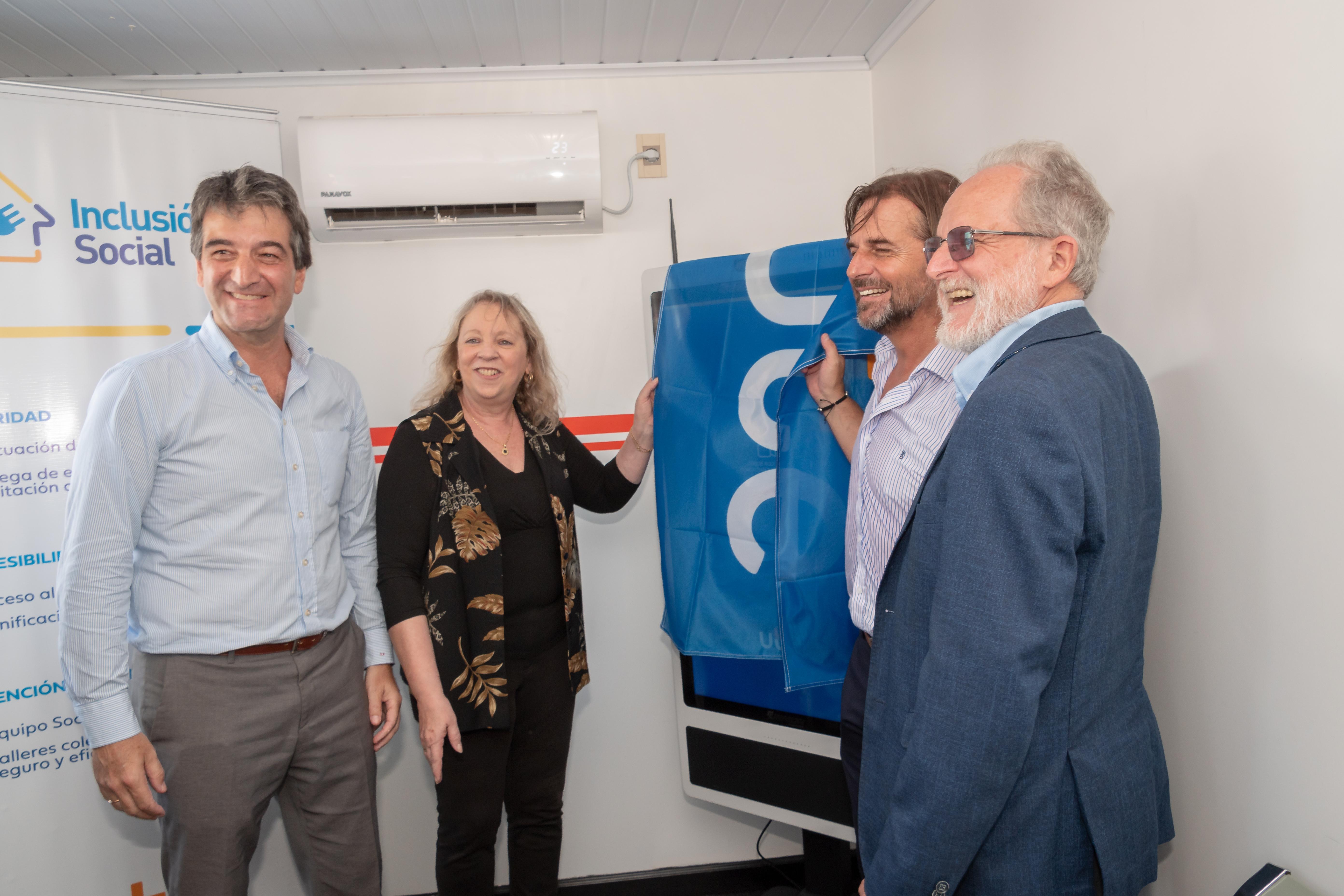 Nuevo Centro de Atención de UTE en recién inaugurado Polo de Servicios en Casavalle