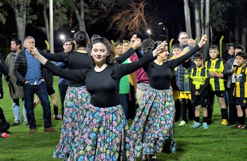 El programa “Ilumina el Deporte” suma una nueva cancha de Fútbol infantil con Iluminación Eficiente en Flores