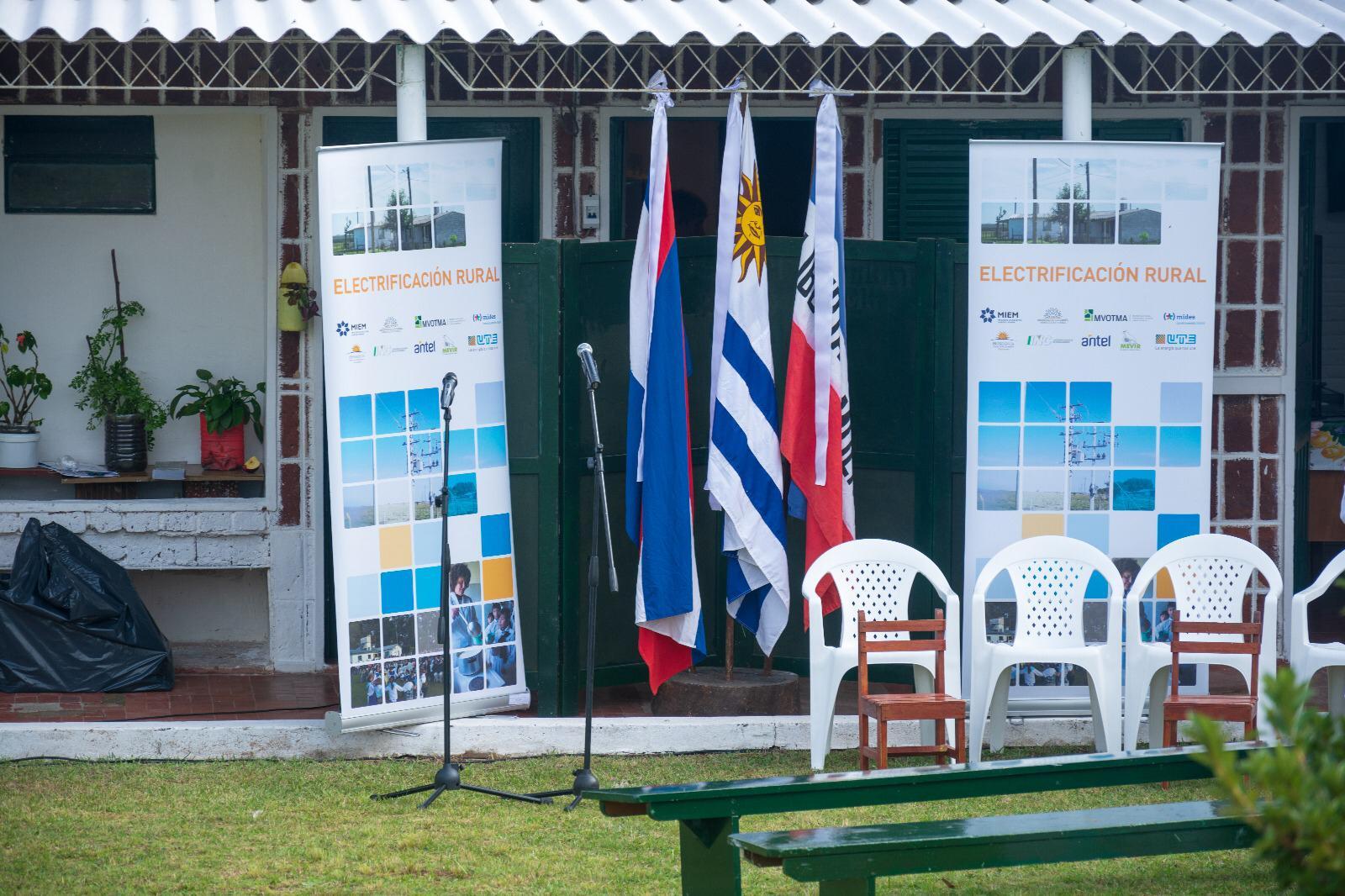 La electrificación rural alcanza a escuelas del interior profundo