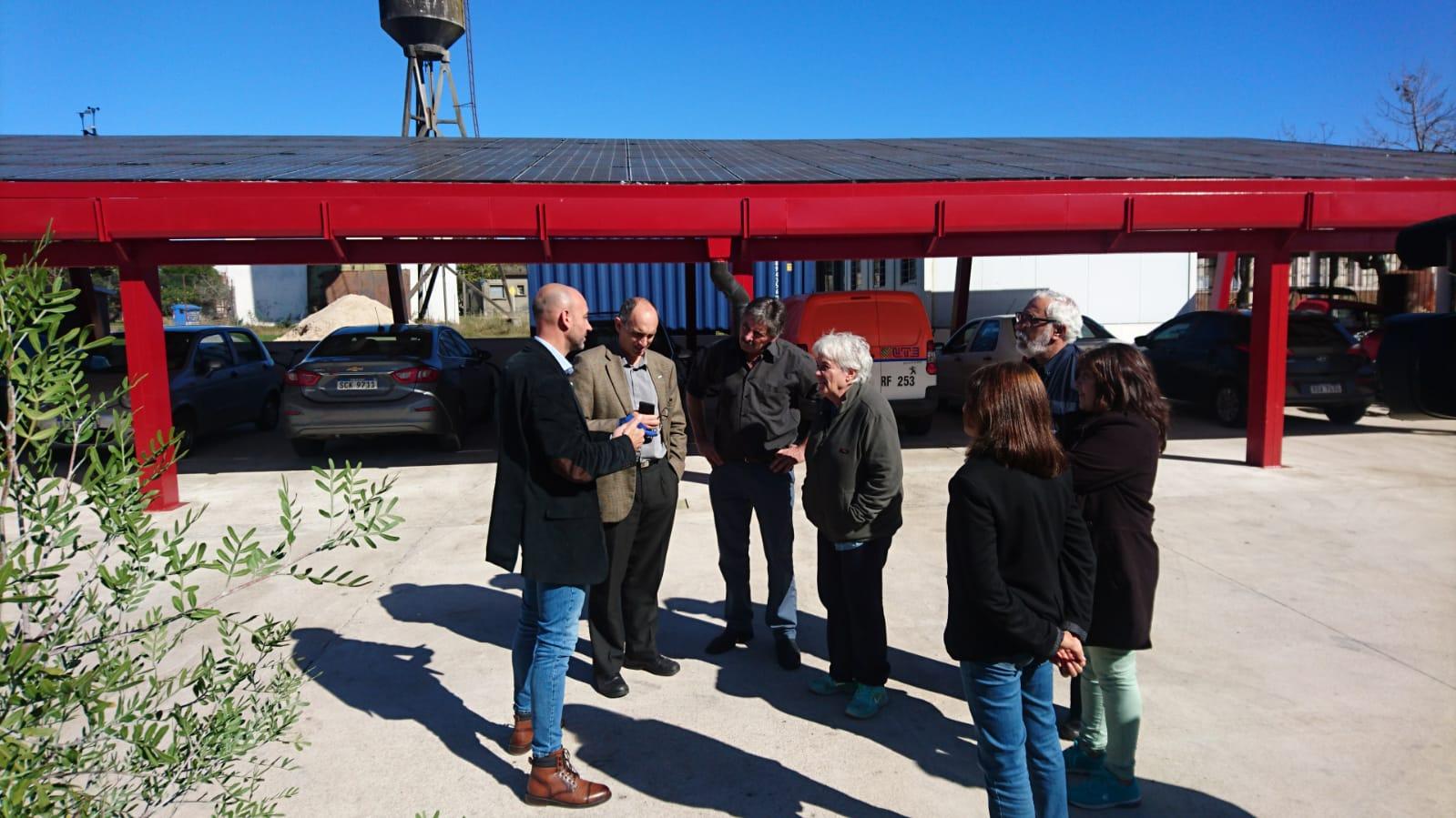 Topolansky en Centro de Capacitación de UTE en Paso de los Toros