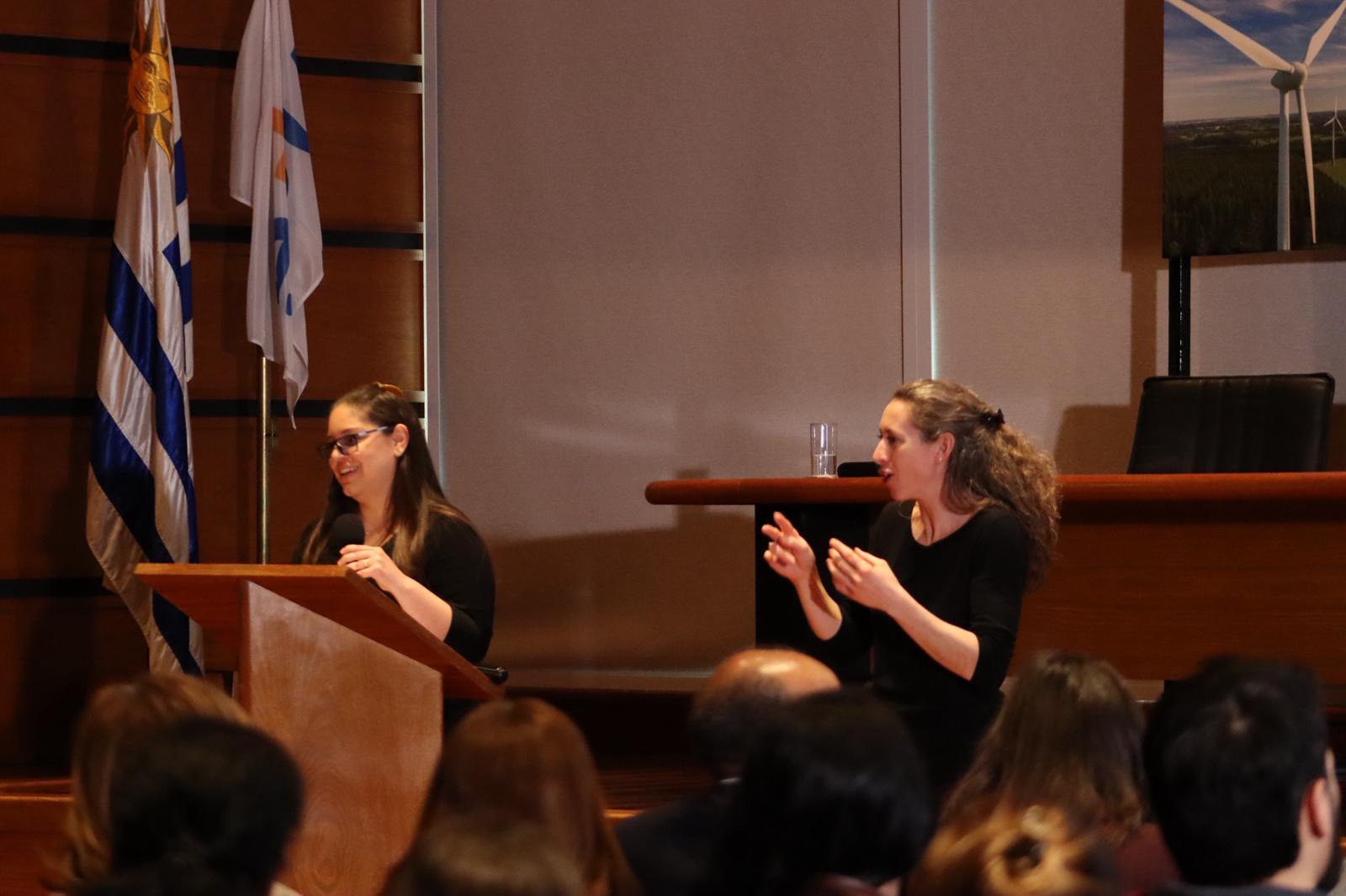 Quitando barreras a la comunicación: presentación del Diccionario Señario Bilingüe (LSU-español) con temática de UTE