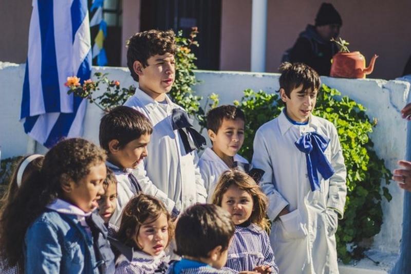 Los alumnos de la escuela participaron activamente de la fiesta