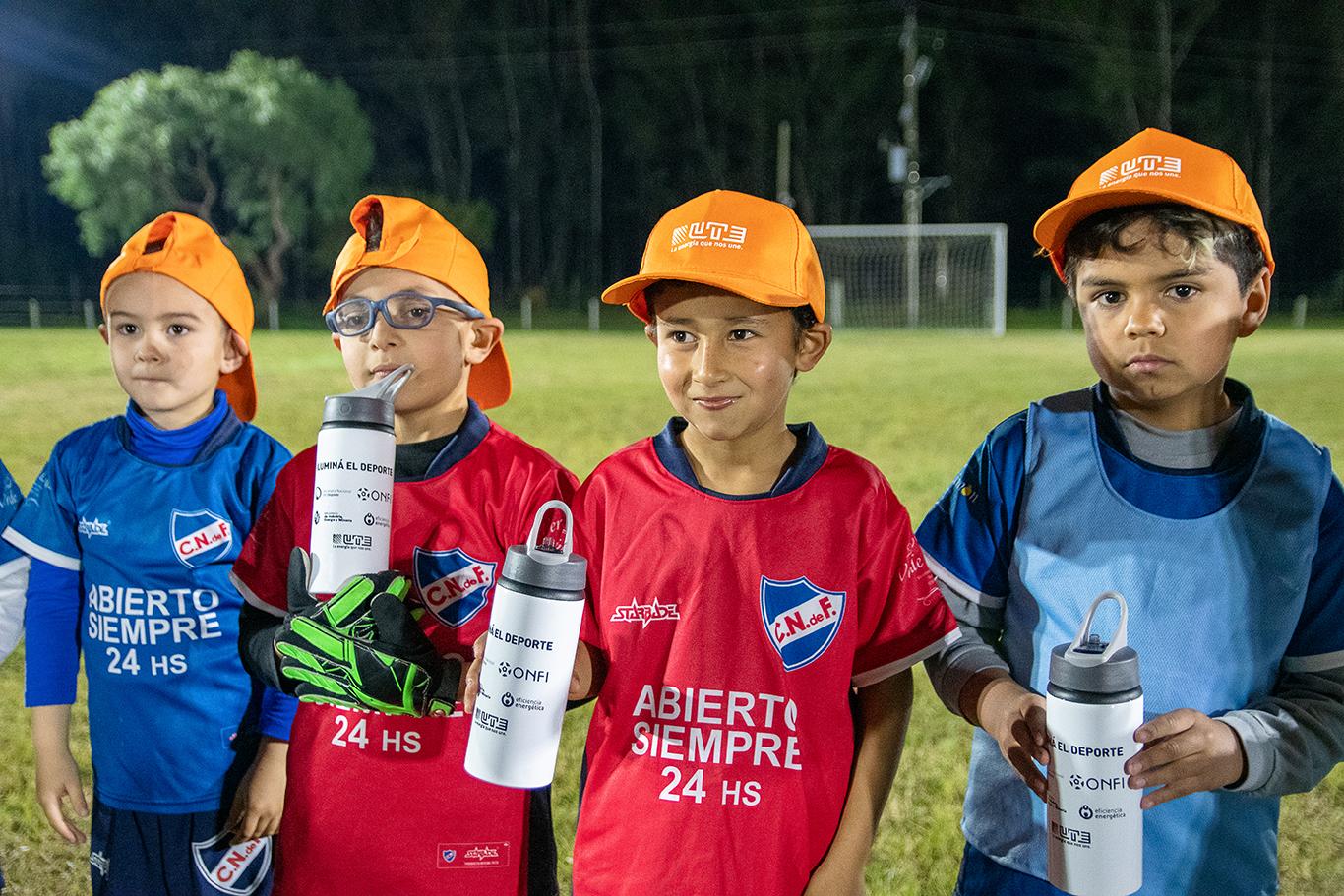 Los chicos del club Nacional de Minas