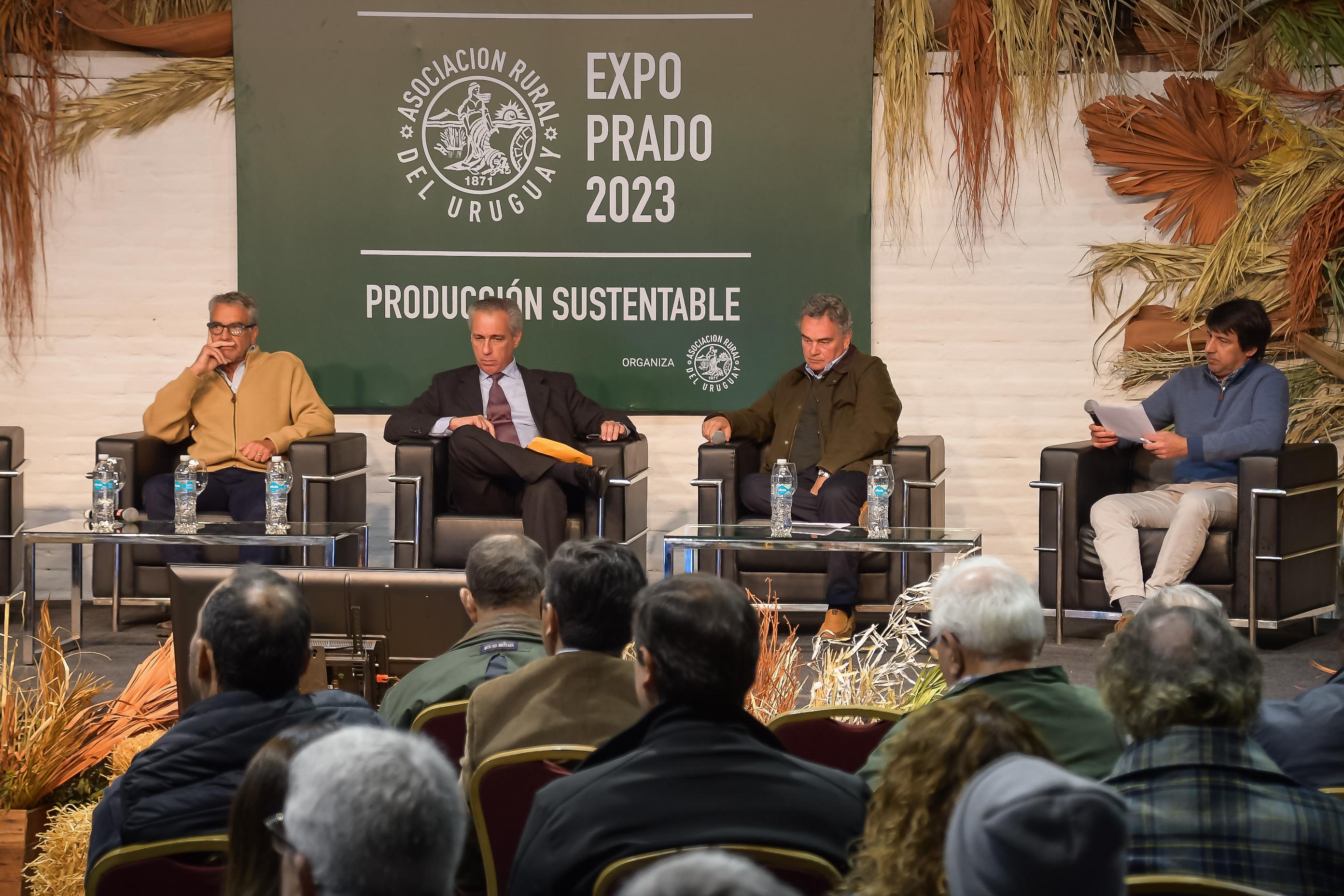 Conferencia “Riego, la tecnología para cambiar la matriz productiva del Uruguay”