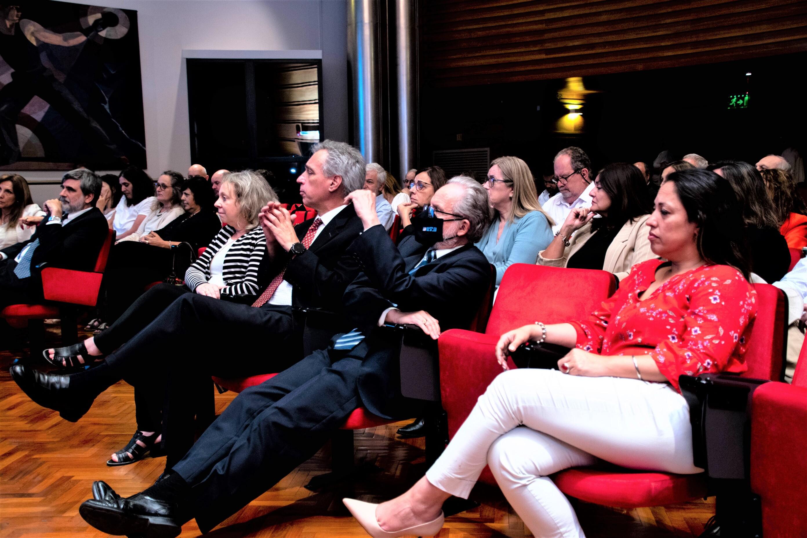 Fernanda Cardona, Enrique Pées Boz, Julio Luis Sanguinetti, Silvia Emaldi, Javier San Cristóbal 