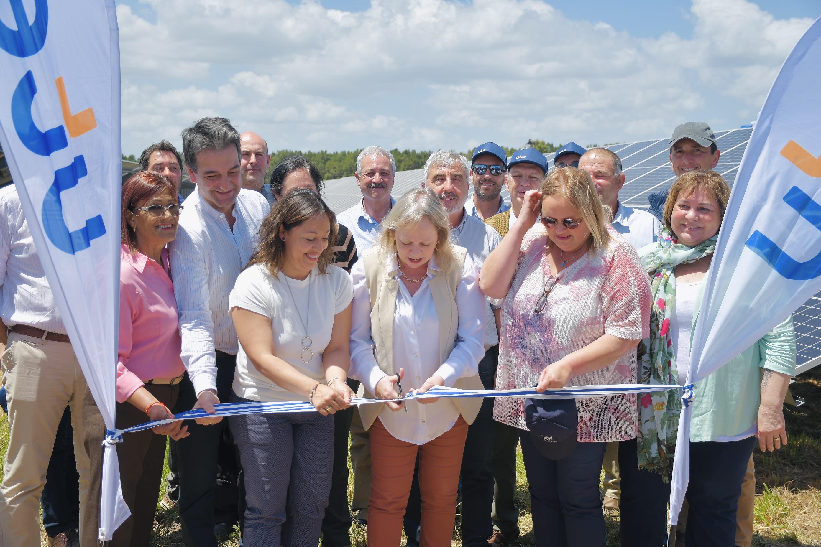 Inauguración del Parque Fotovoltaico Punta del Tigre