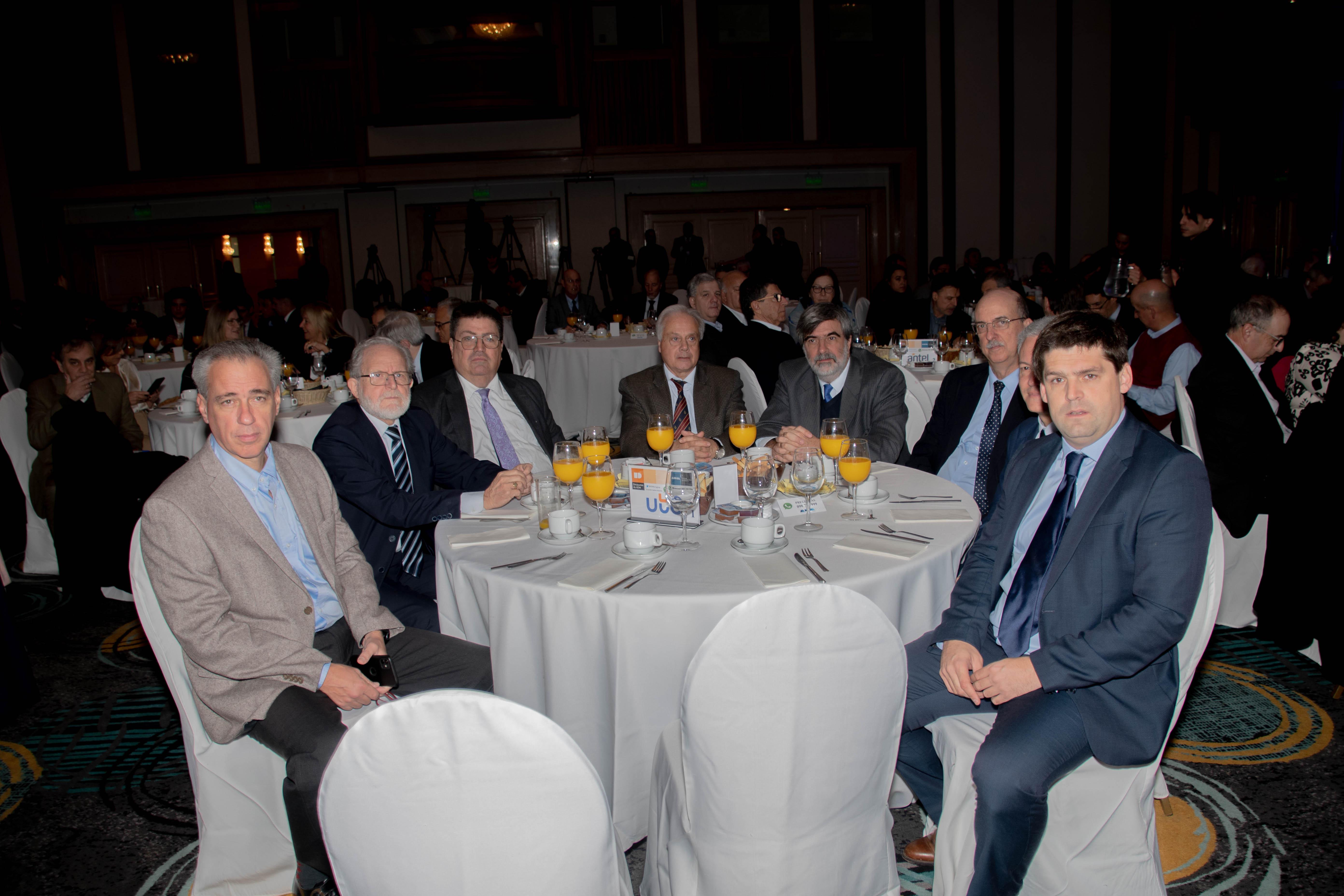 Desayuno de trabajo organizado por la Asociación de Dirigentes de Marketing del Uruguay (ADM)