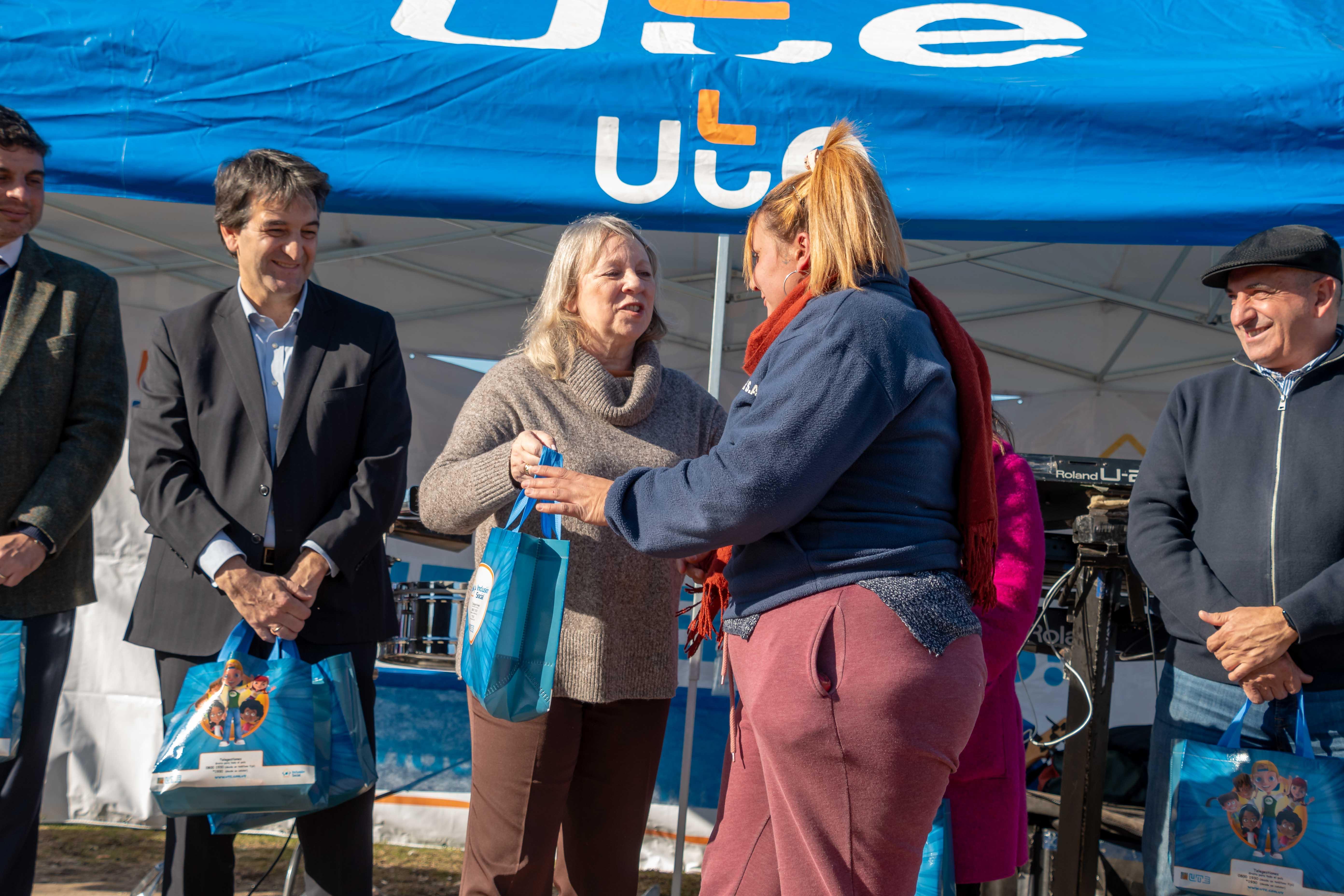 120 nuevos hogares de Montevideo se incorporan al Plan de Inclusión Social de UTE