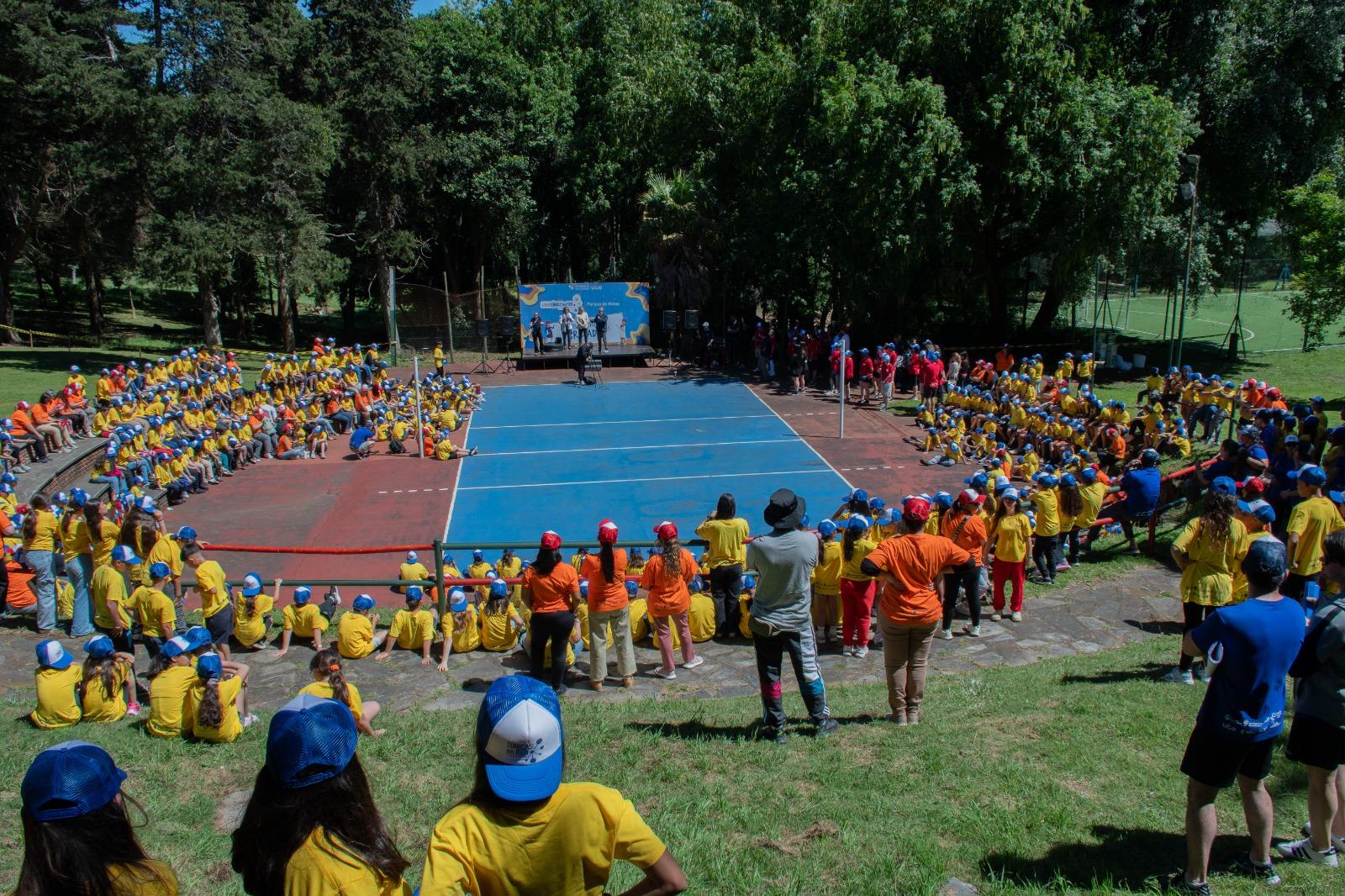 Túnicas en Red celebró su 10ª. edición con la alegría de escolares de todo el país