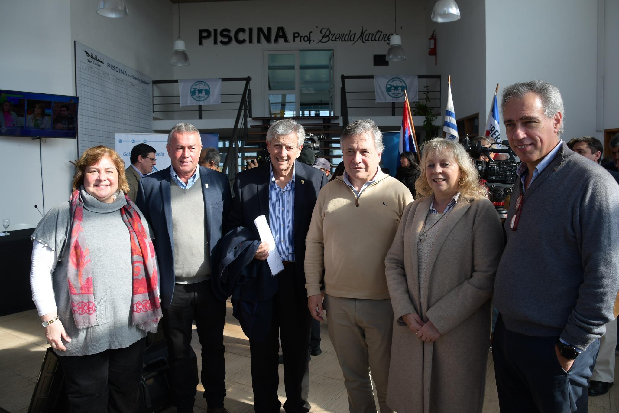 La intendencia de Maldonado inauguró la puesta en marcha de 10 Plantas Fotovoltaicas en el departamento y la instalación de tres Bombas de Calor en el Centro Deportivo Municipal Carolino (CEDEMCAR).