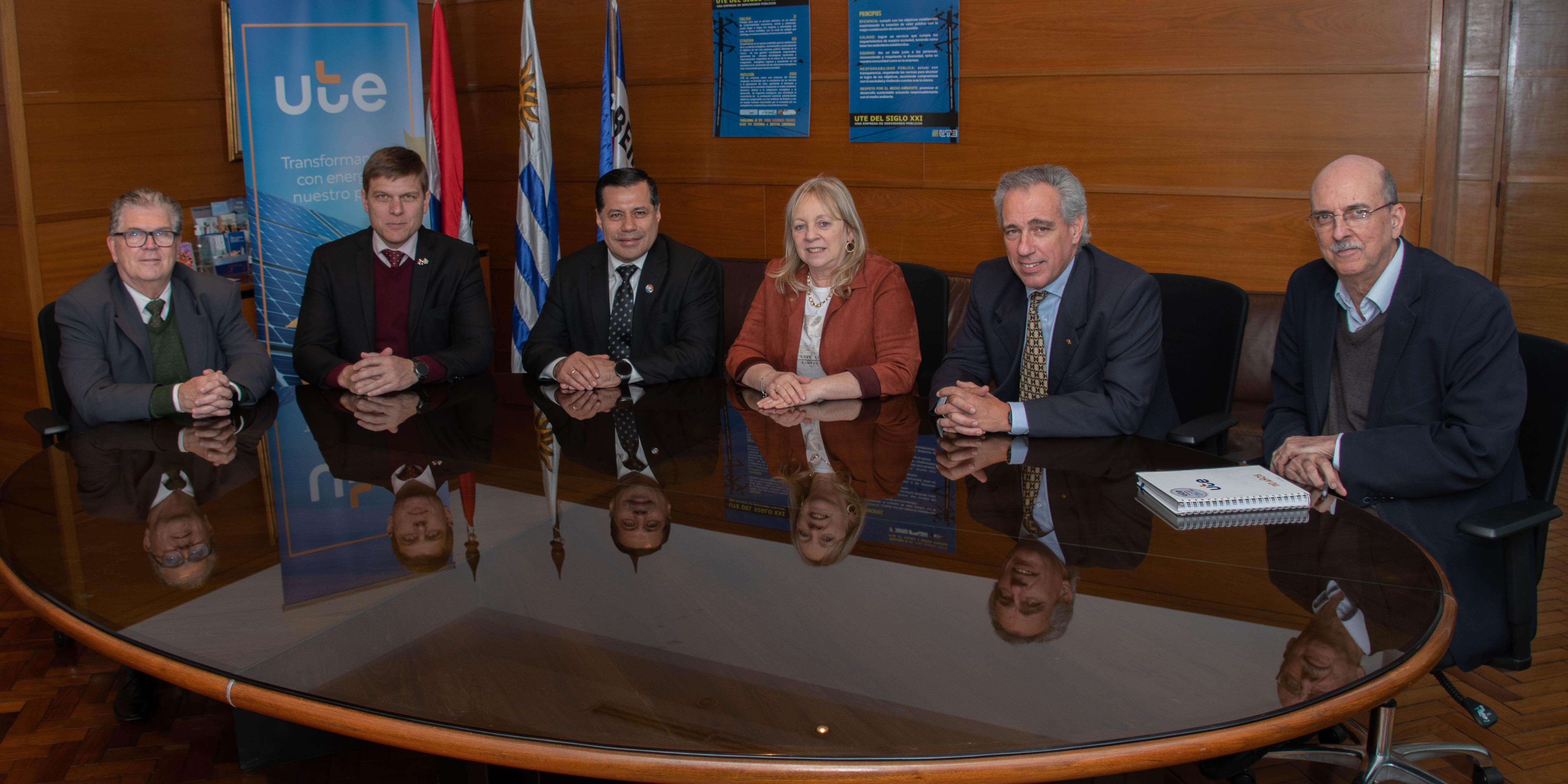 Convenio de Cooperación entre la ANDE y UTE