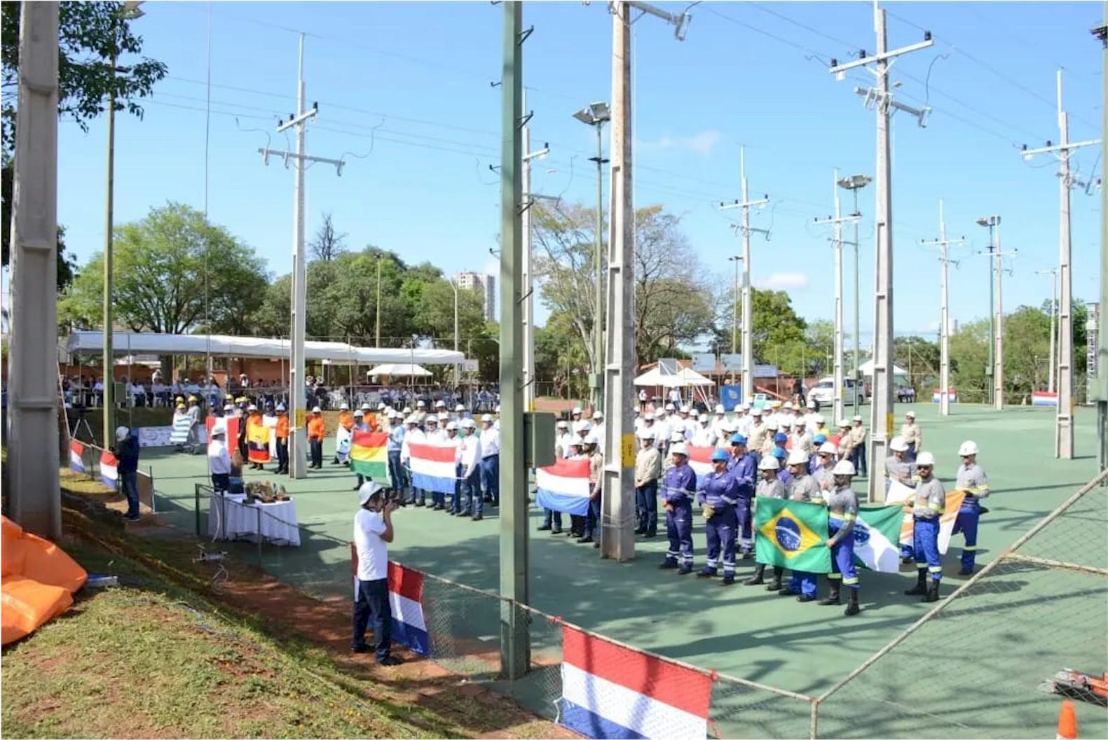 Competencia de electricistas realizada en CIER Paraguay
