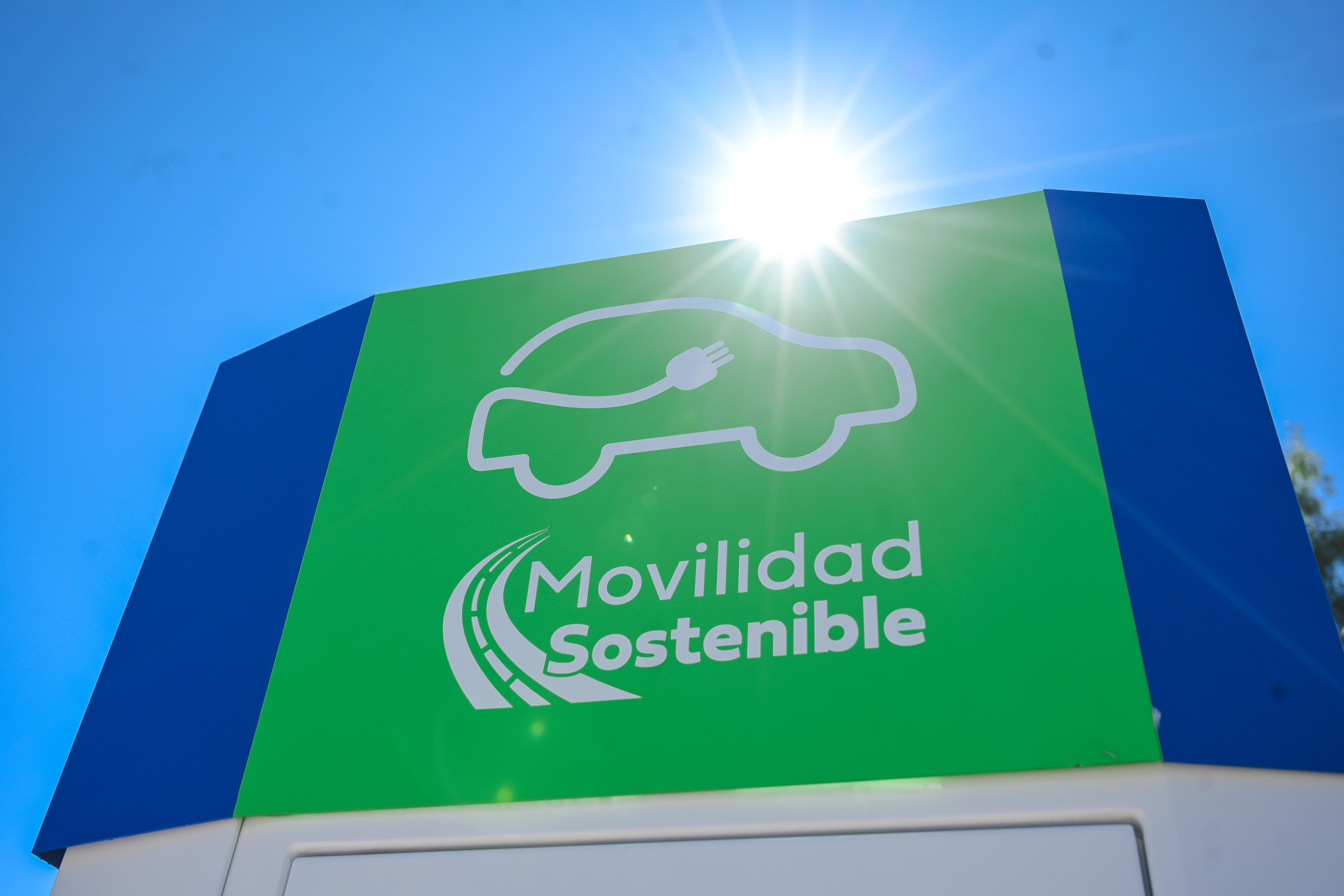 UTE inauguró Electrolinera en Malvín y amplía su red de carga pública para una movilidad sostenible