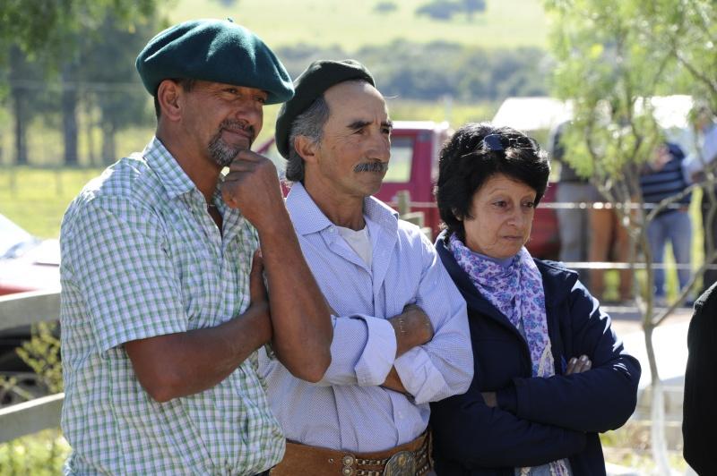 VECINOS DEL MEDIO RURAL