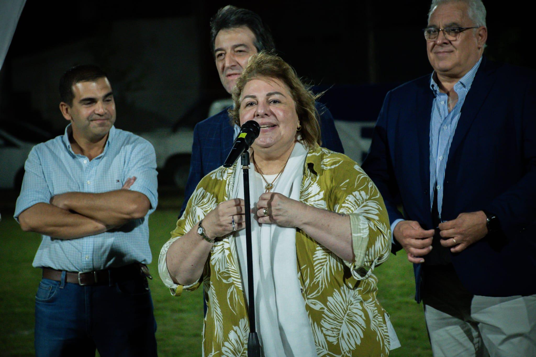 Club Continental de Melo se sumó a la iluminación eficiente de canchas deportivas