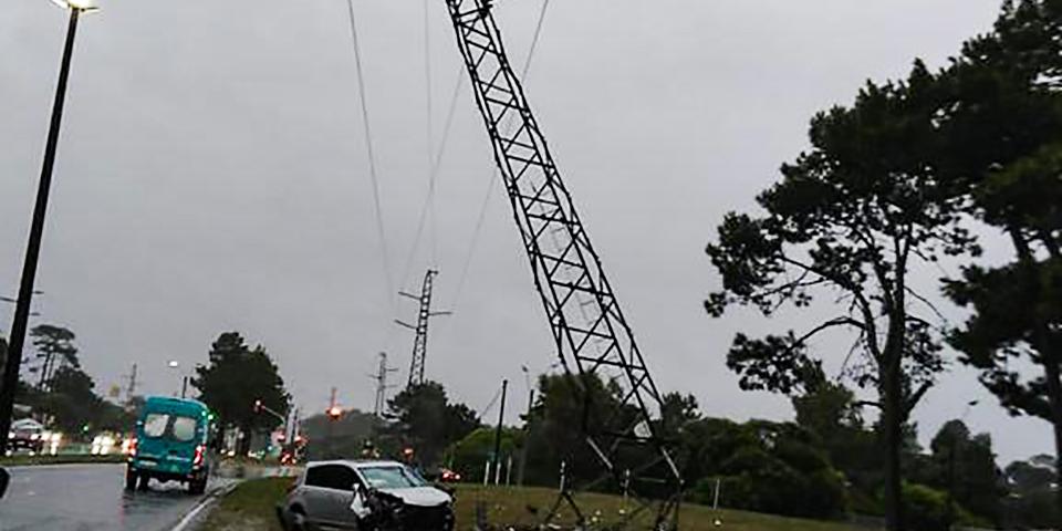 Reparación de torre de Alta Tensión